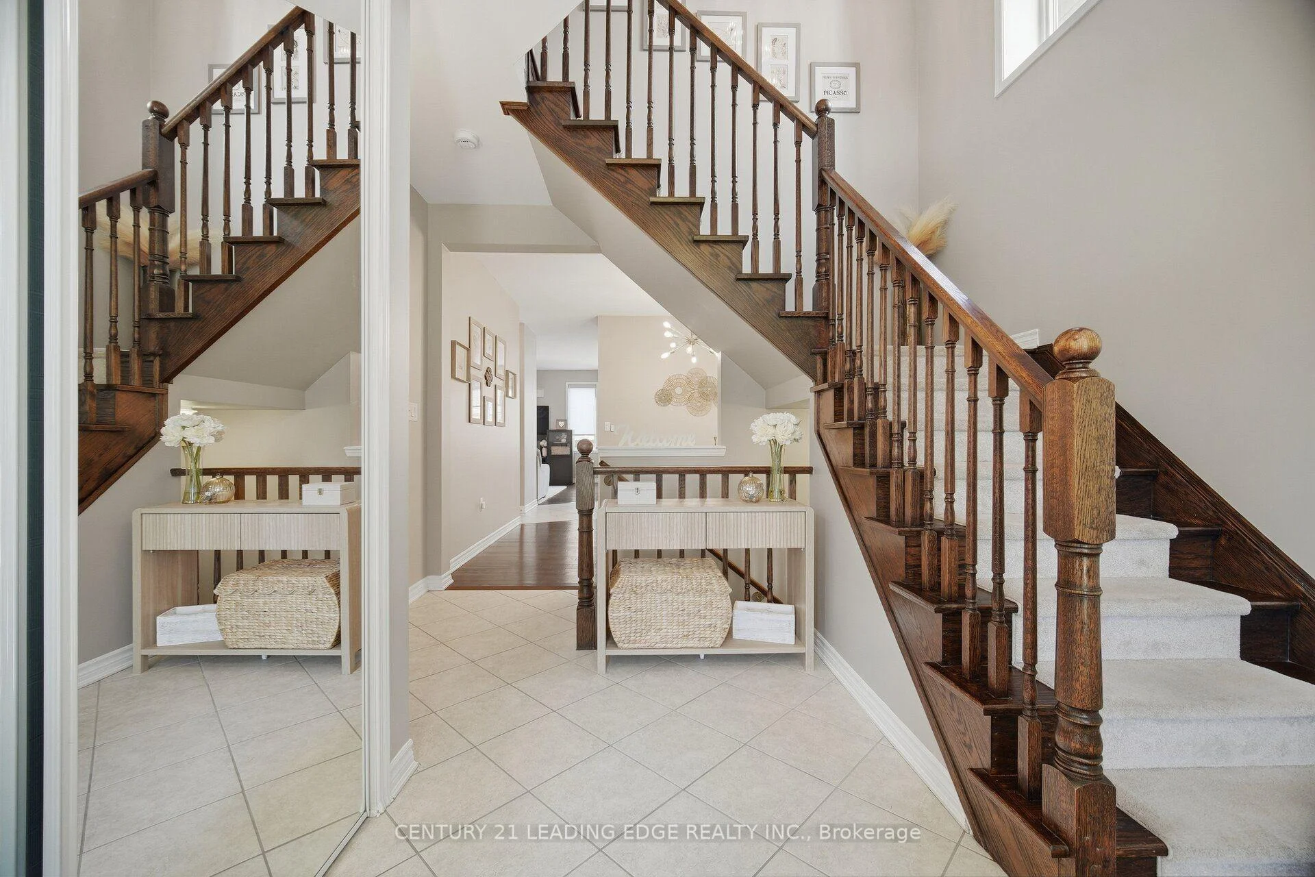 Photo 10 of 545 Gibson Crescent, Milton, Coates — HOMEH