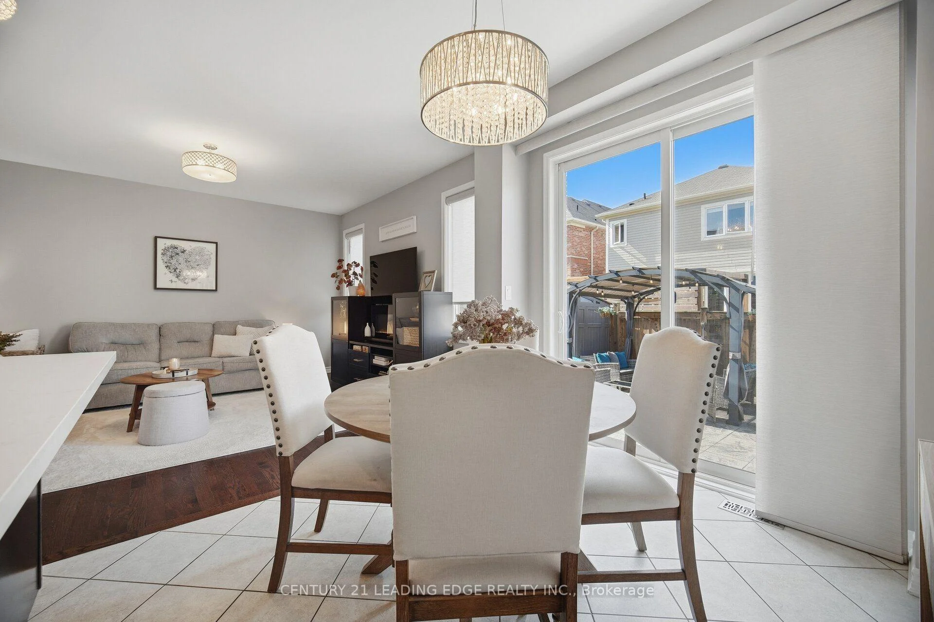 Photo 21 of 545 Gibson Crescent, Milton, Coates — HOMEH