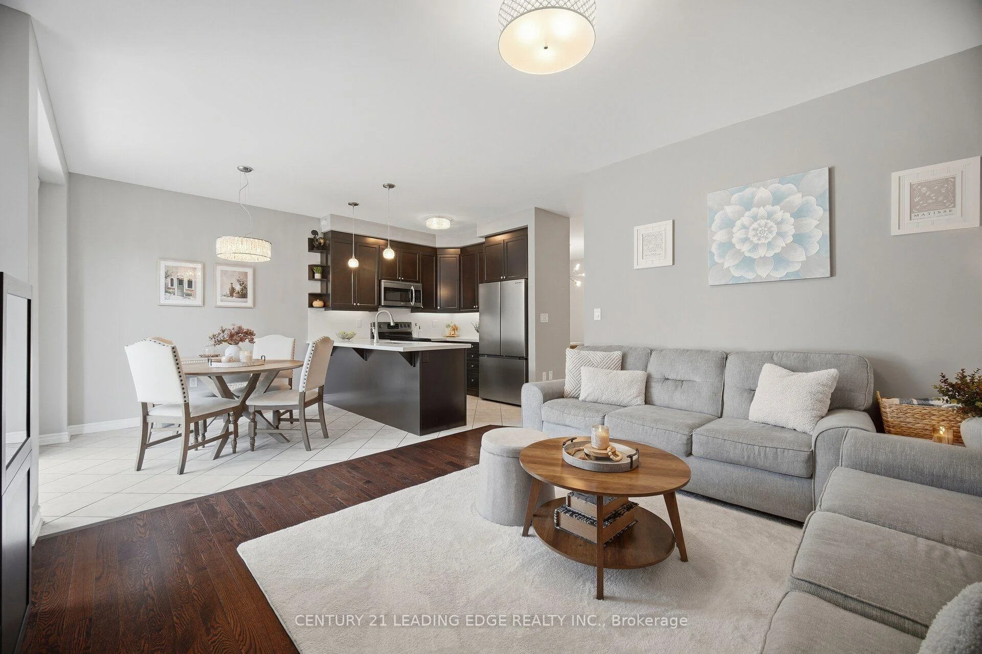 Photo 23 of 545 Gibson Crescent, Milton, Coates — HOMEH