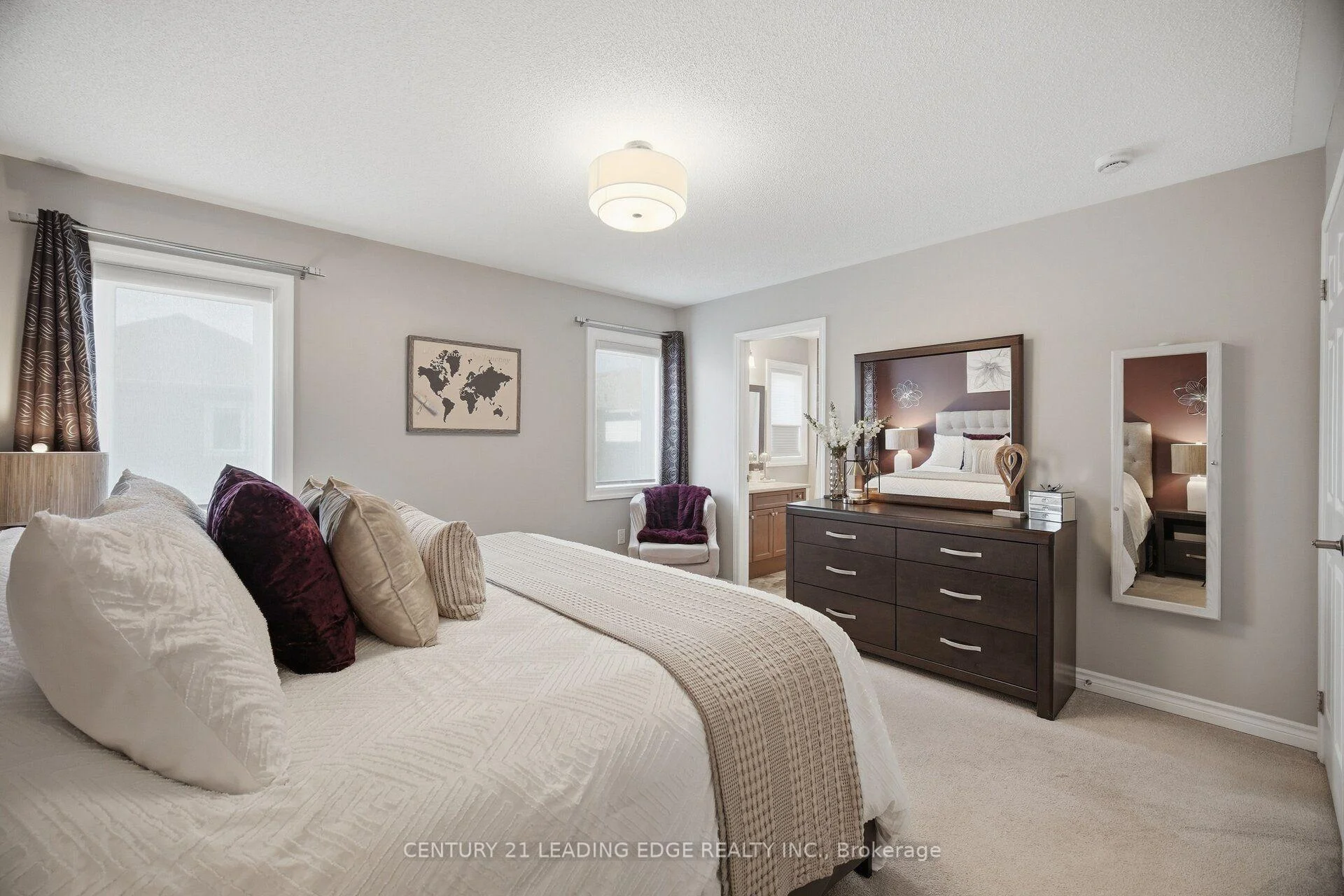 Photo 33 of 545 Gibson Crescent, Milton, Coates — HOMEH