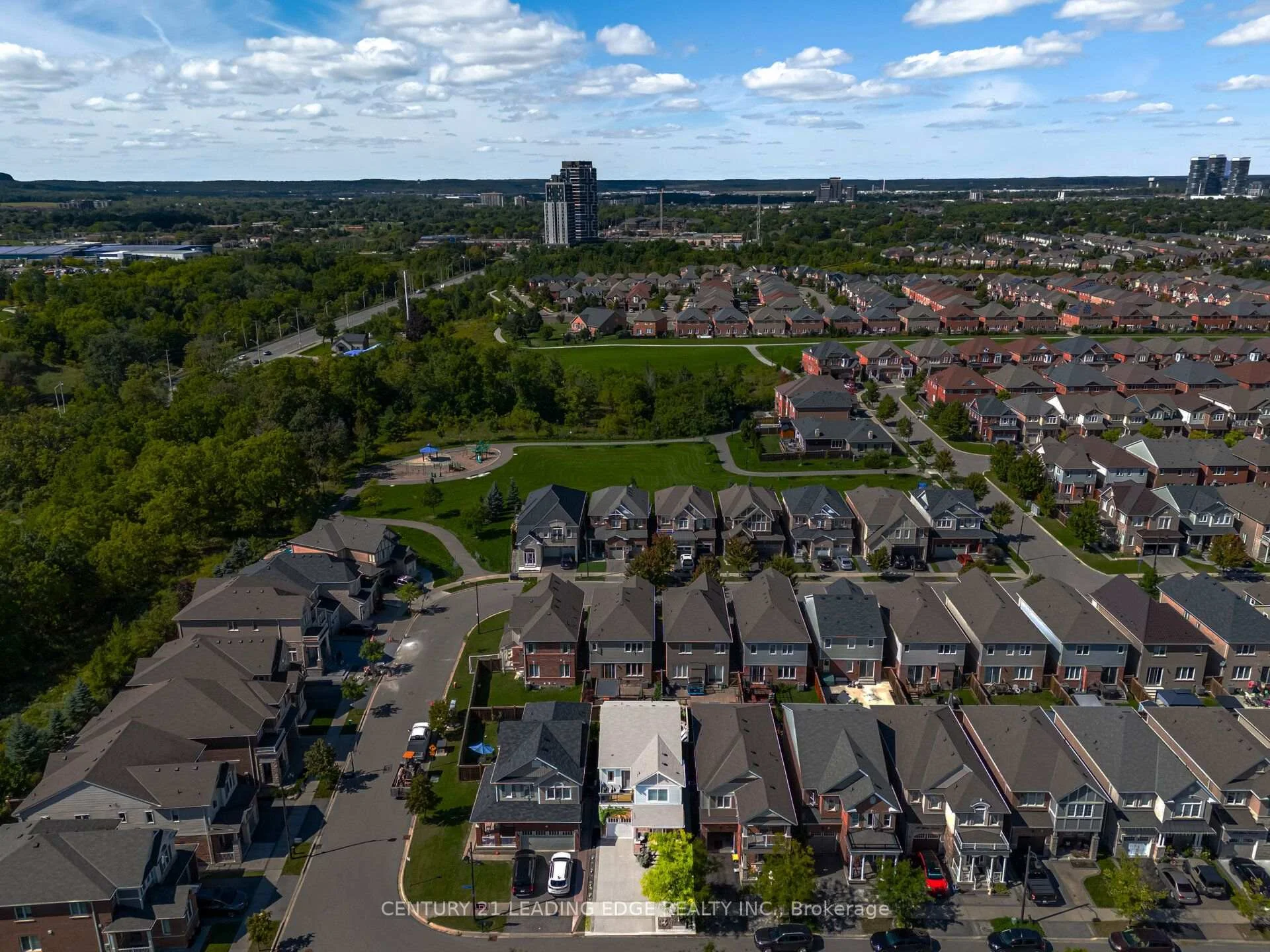 Photo 98 of 545 Gibson Crescent, Milton, Coates — HOMEH