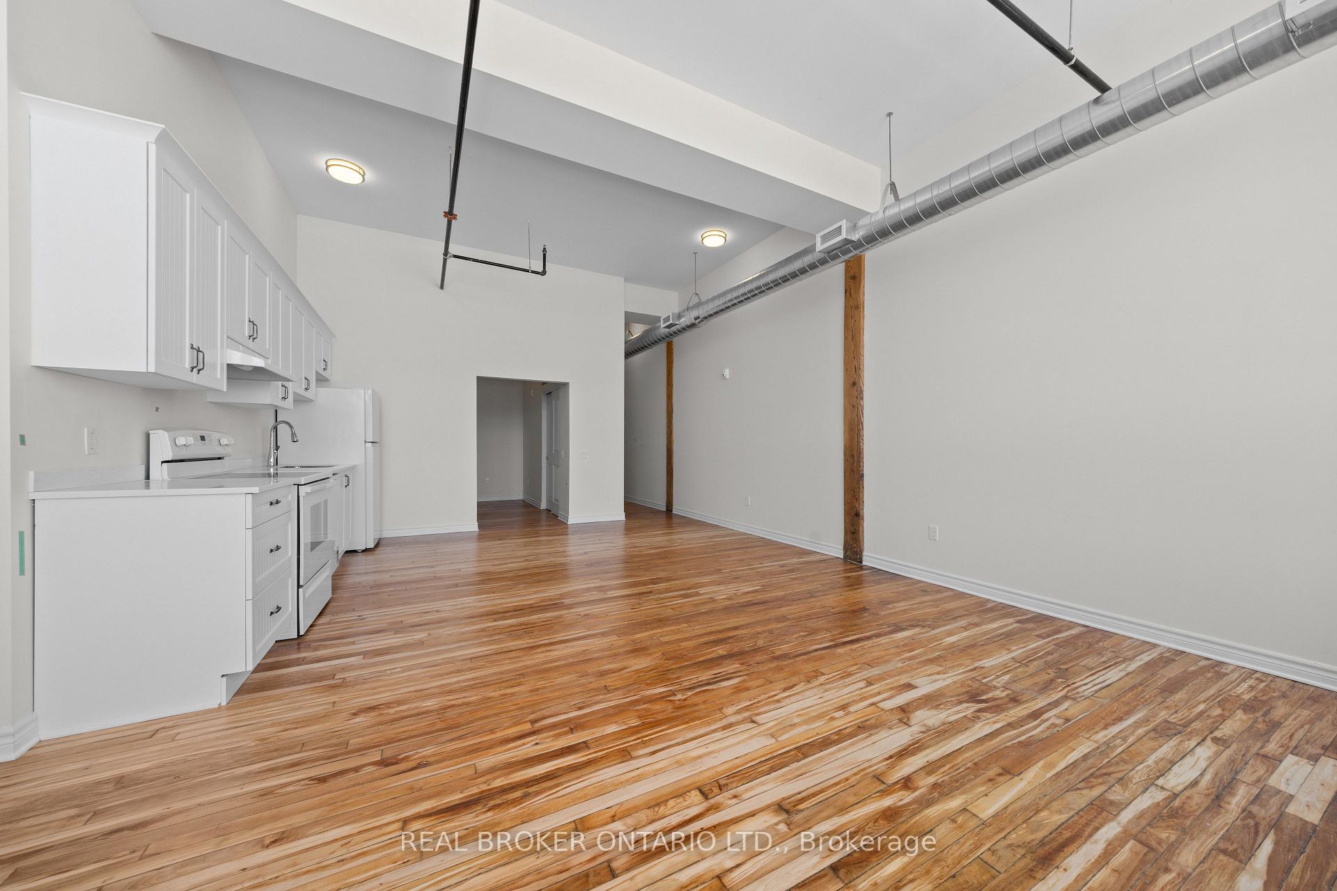 Photo 5 of Unit 215, 150 Mill Street, Carleton Place, Carleton Place — HOMEH