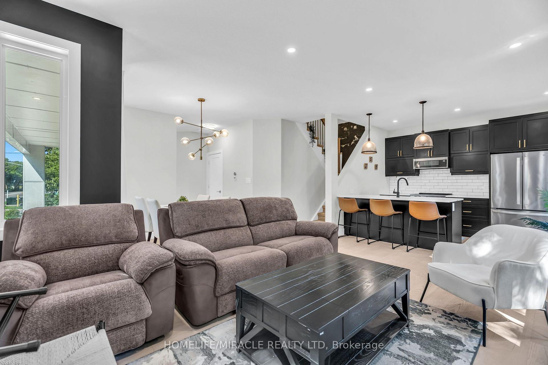 Photo 7 of Unit 2, 1195 Riverside Drive, London, North O — HOMEH