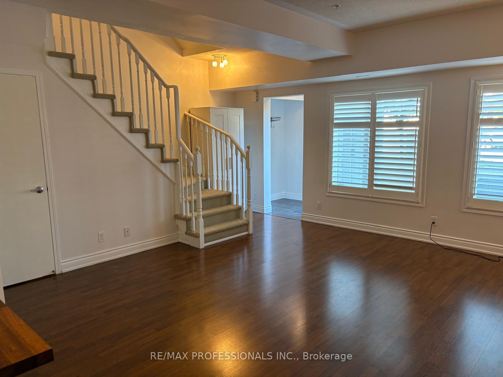 Photo 14 of Unit 104, 5 Richgrove Drive E, Etobicoke, Willowridge-Martingrove-Richview — HOMEH