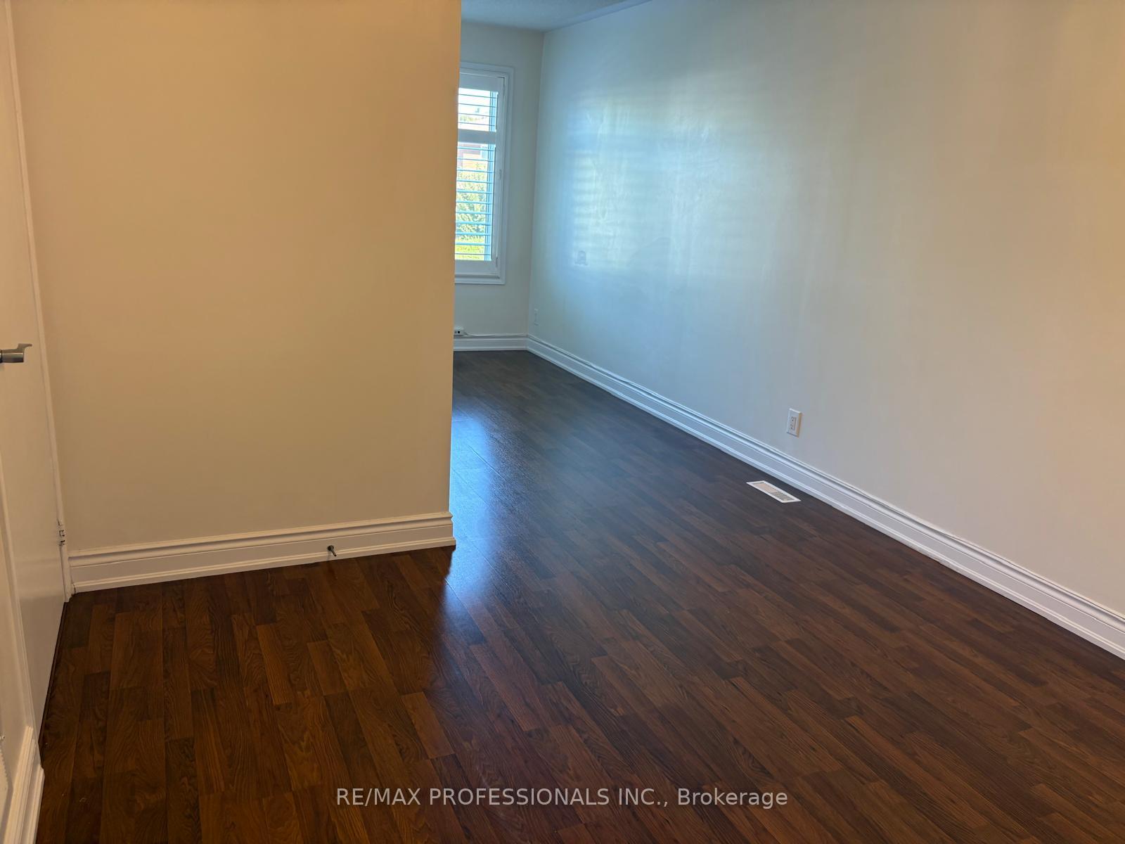 Photo 19 of Unit 104, 5 Richgrove Drive E, Etobicoke, Willowridge-Martingrove-Richview — HOMEH