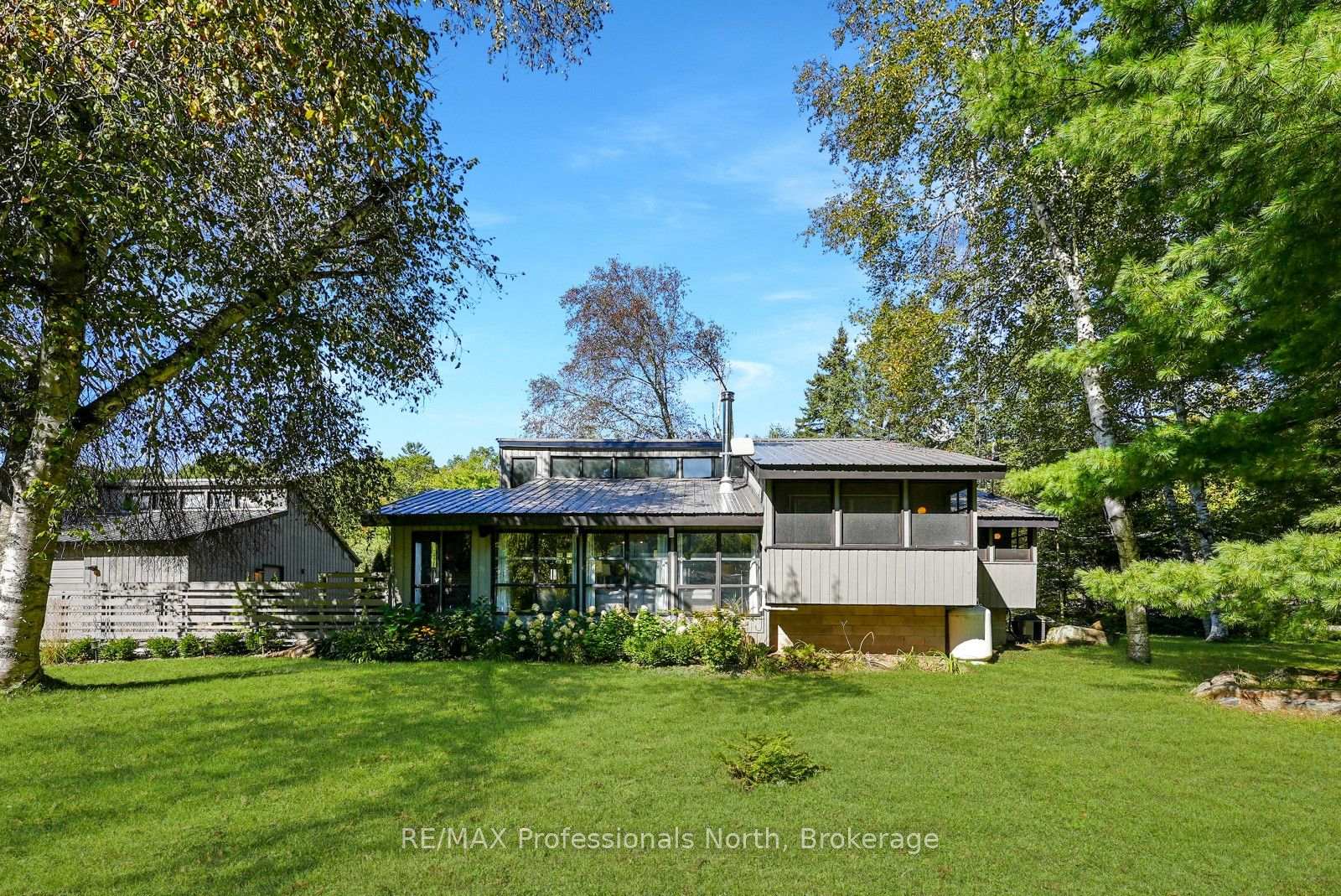 Photo of 1012 Shetland Road