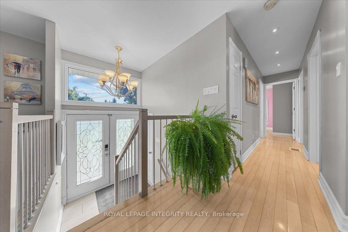 Photo 4 of 3073 Old Montreal Road, Ottawa, Cumberland Estates — HOMEH