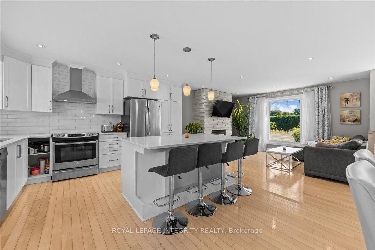 Photo 16 of 3073 Old Montreal Road, Ottawa, Cumberland Estates — HOMEH