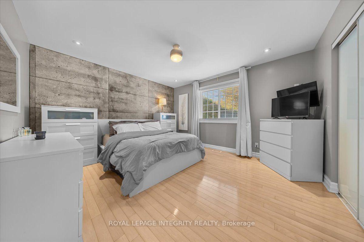 Photo 17 of 3073 Old Montreal Road, Ottawa, Cumberland Estates — HOMEH