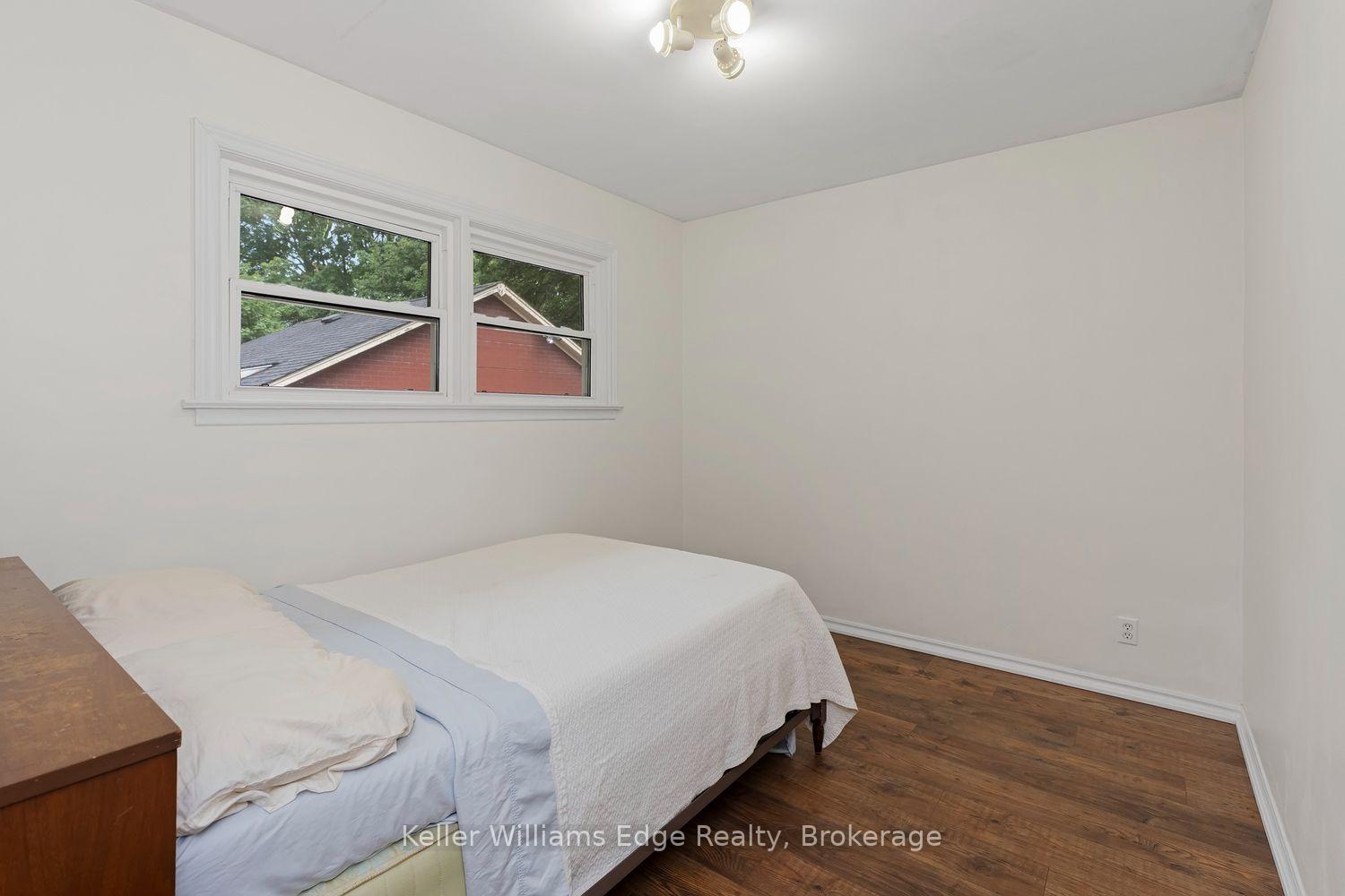 Photo 16 of 292 Mill Street E, Halton Hills, Acton — HOMEH