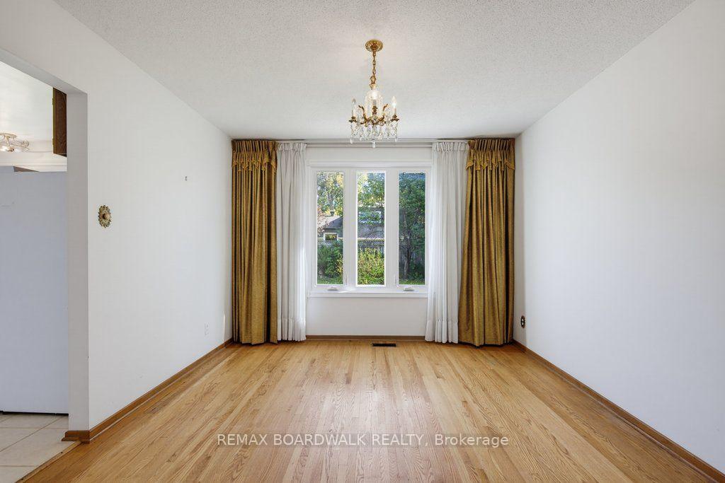 Photo 16 of 60 Northpark Drive, Ottawa, Blackburn Hamlet — HOMEH