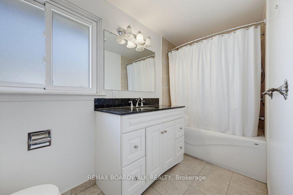 Photo 25 of 60 Northpark Drive, Ottawa, Blackburn Hamlet — HOMEH
