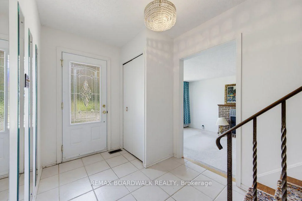 Photo 6 of 60 Northpark Drive, Ottawa, Blackburn Hamlet — HOMEH