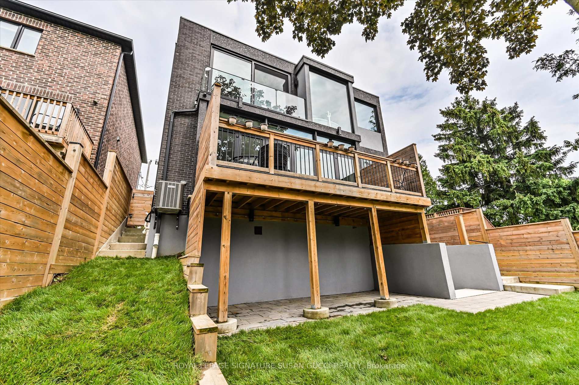 Photo 48 of 96 Squires Avenue, Toronto, O'Connor-Parkview — HOMEH