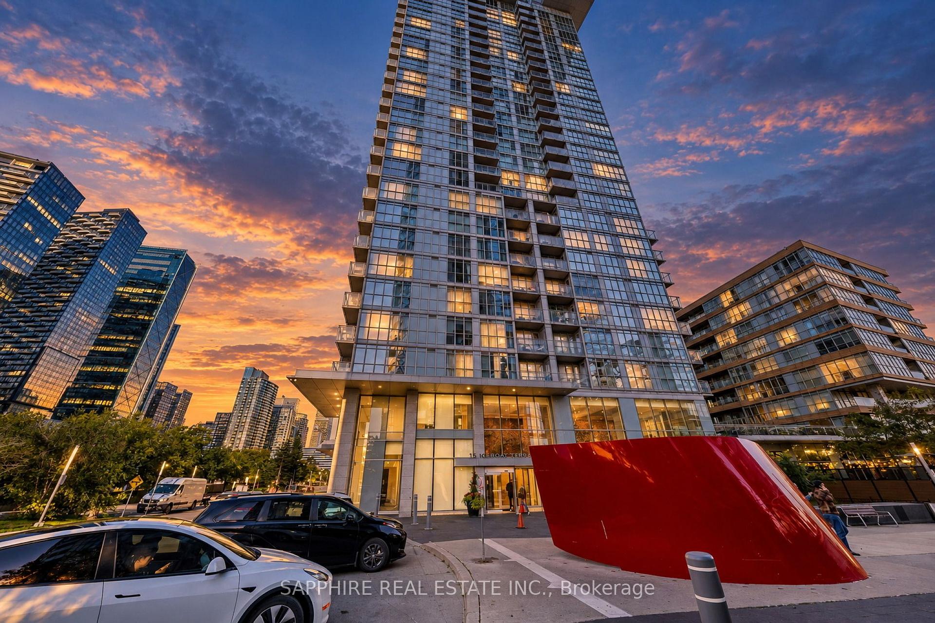 Photo 2 of Unit 541, 15 Iceboat Terrace, Toronto, Waterfront Communities — HOMEH