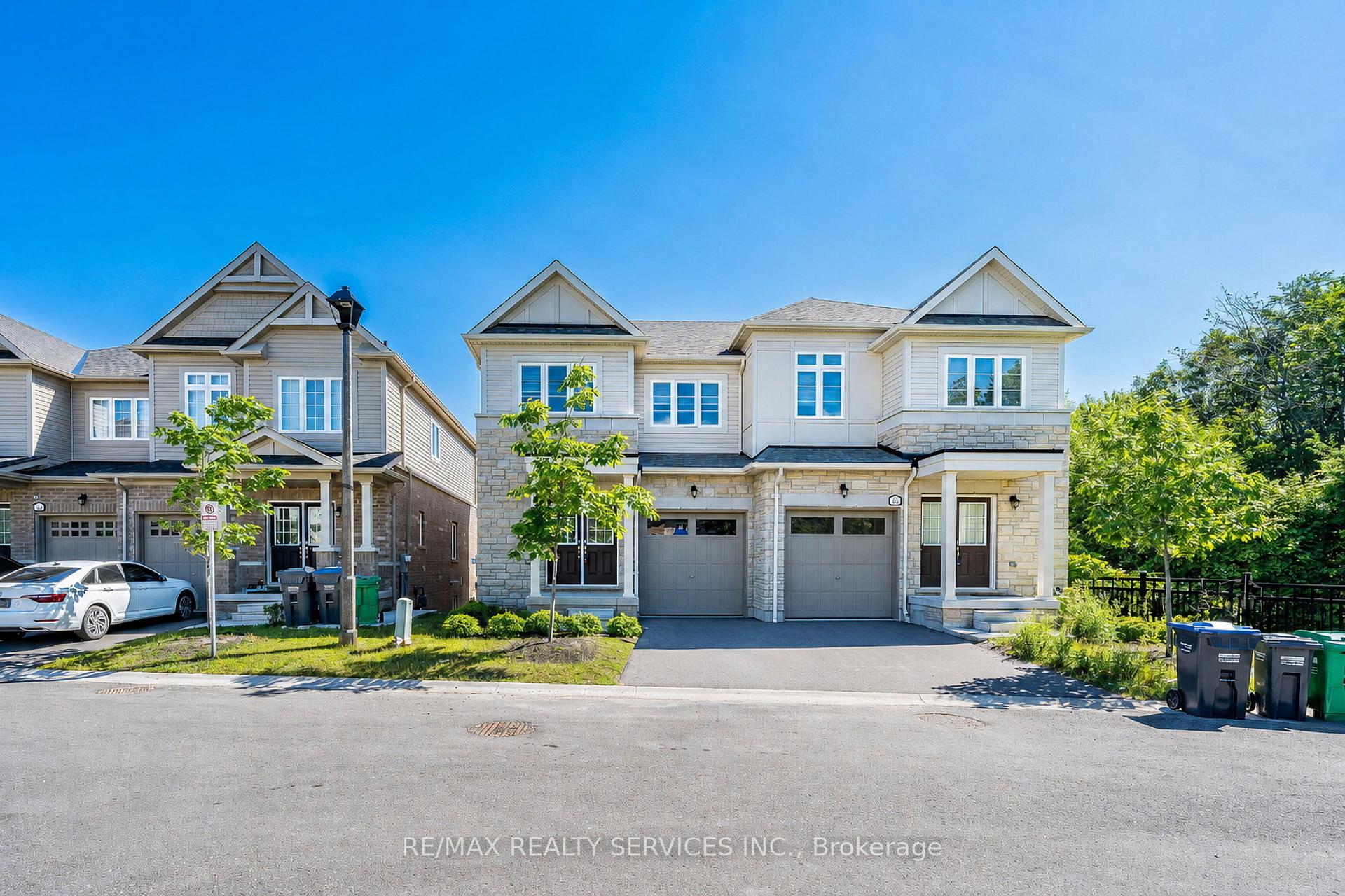 Photo 3 of 60 Brixham Lane, Brampton, Northwest Brampton — HOMEH