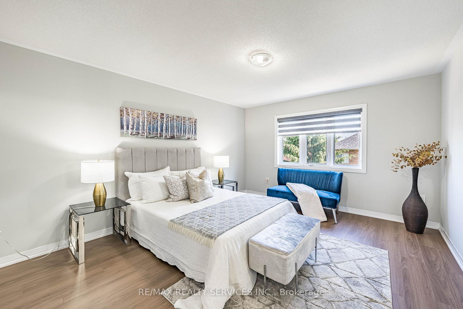 Photo 23 of 60 Brixham Lane, Brampton, Northwest Brampton — HOMEH