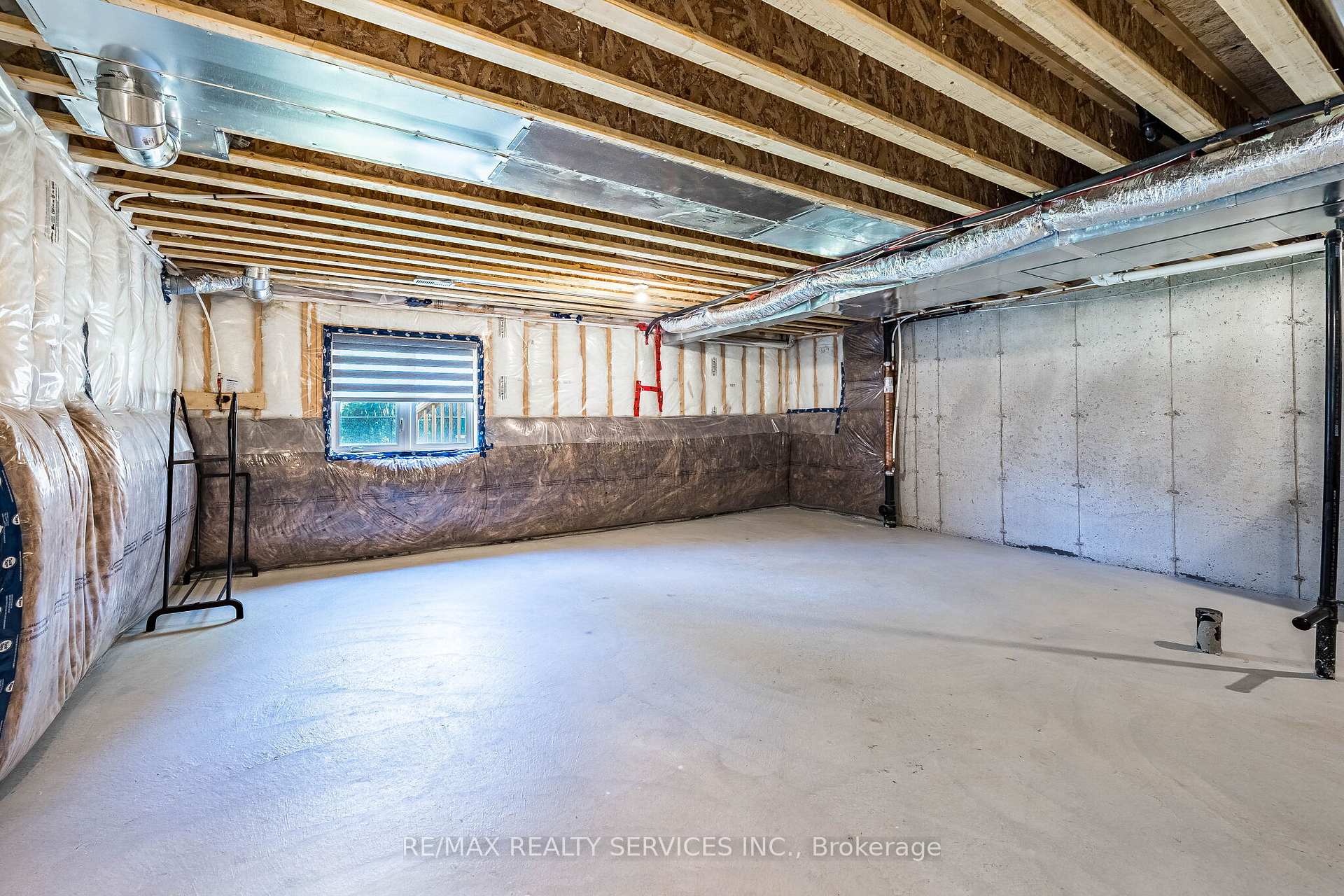 Photo 41 of 60 Brixham Lane, Brampton, Northwest Brampton — HOMEH