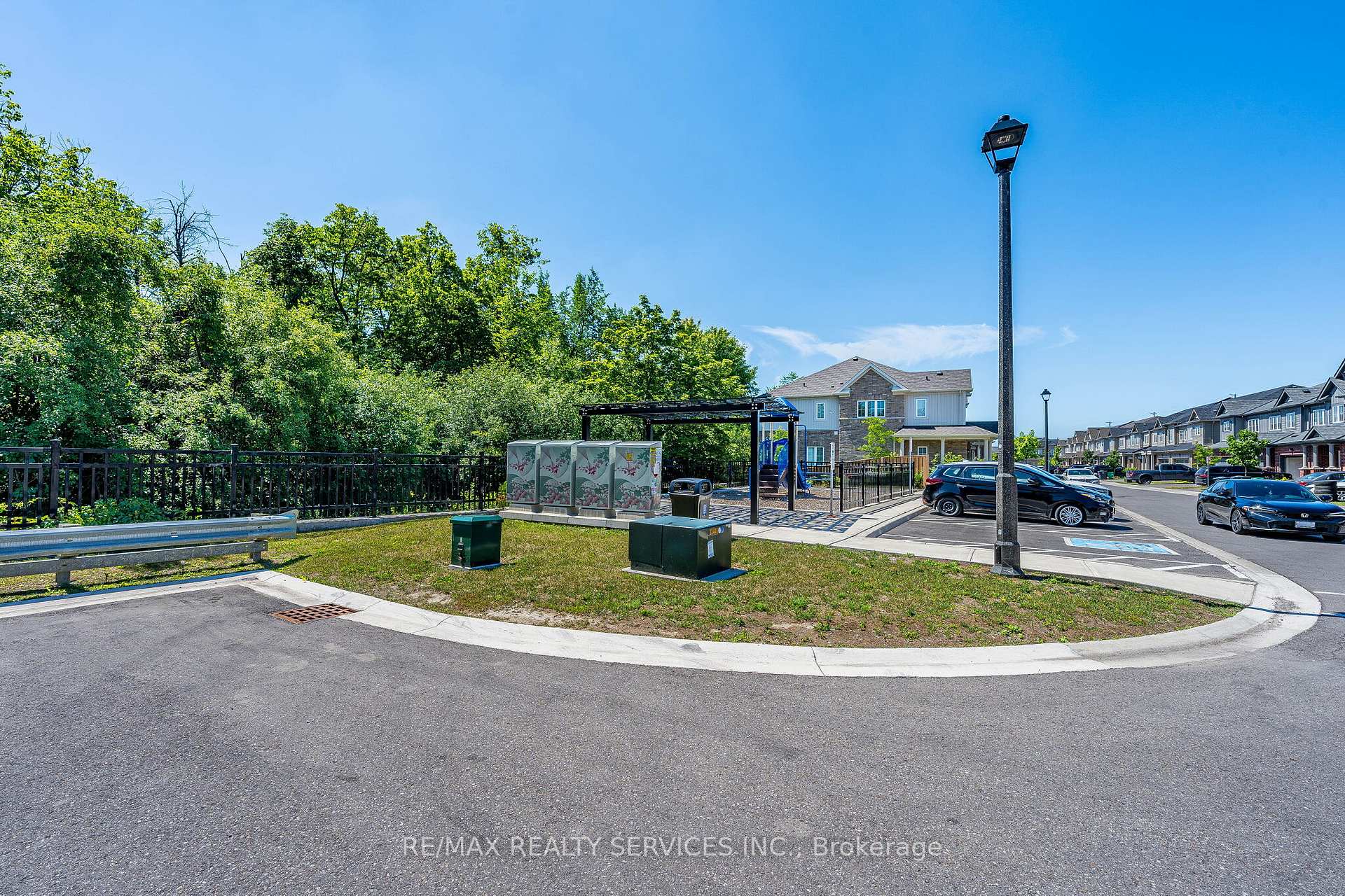 Photo 49 of 60 Brixham Lane, Brampton, Northwest Brampton — HOMEH