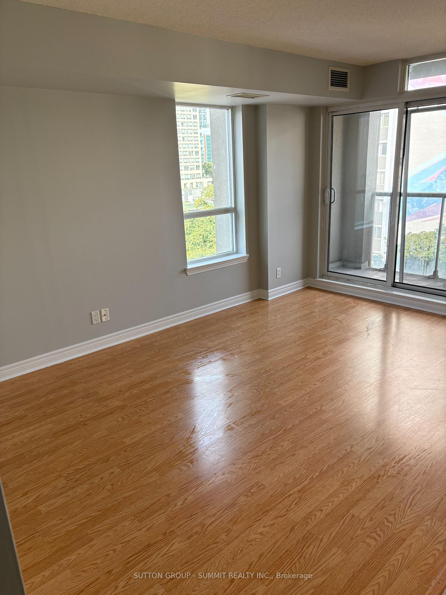 Photo 5 of Unit 805, 225 Wellesley Street E, Toronto, Cabbagetown-South St. James Town — HOMEH