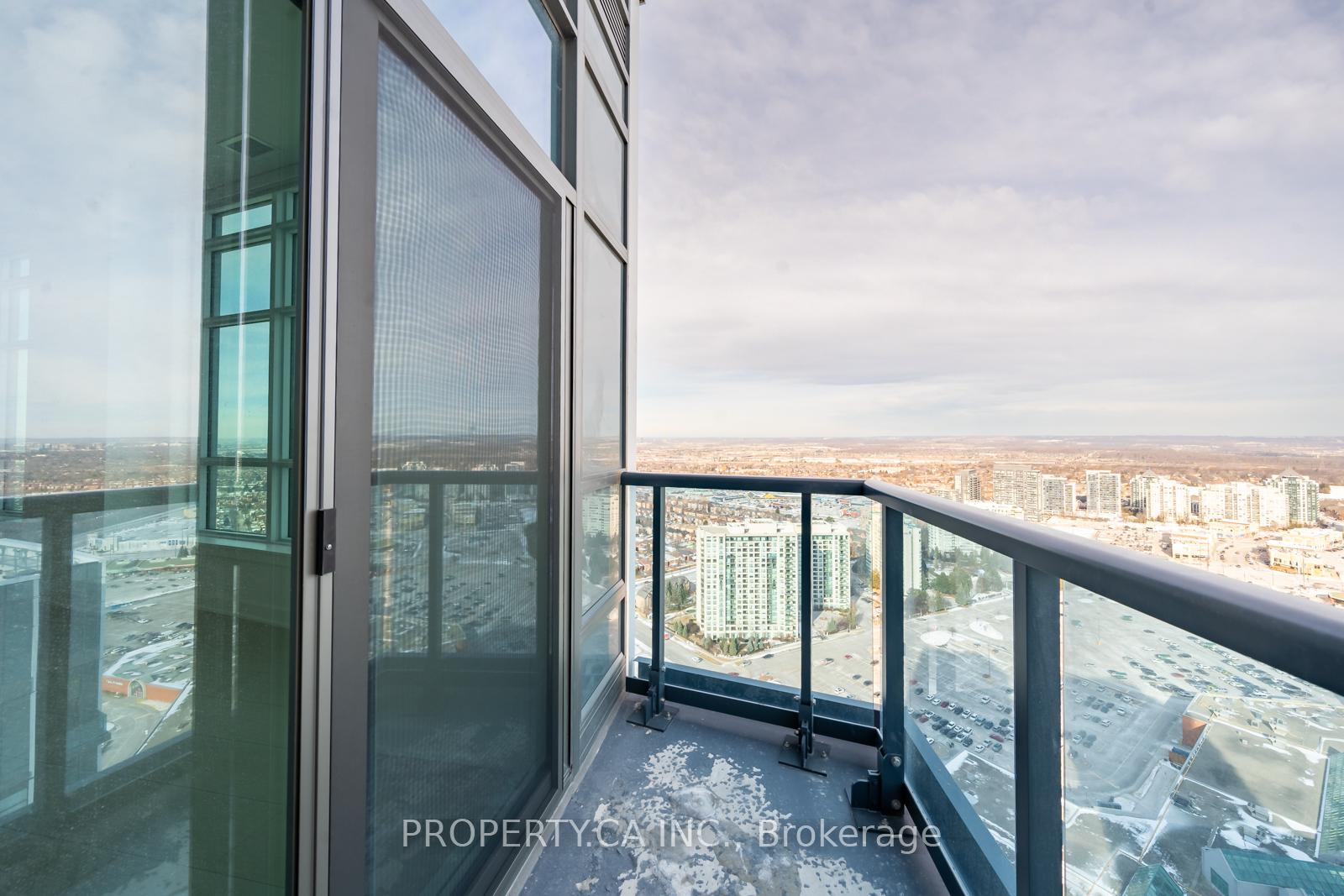 Photo 12 of Unit PH04, 30 Upper Mall Way, Vaughan, Brownridge — HOMEH