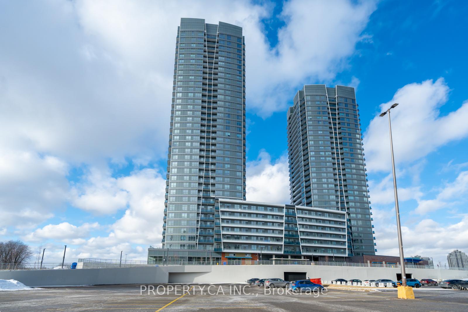 Photo 13 of Unit PH04, 30 Upper Mall Way, Vaughan, Brownridge — HOMEH