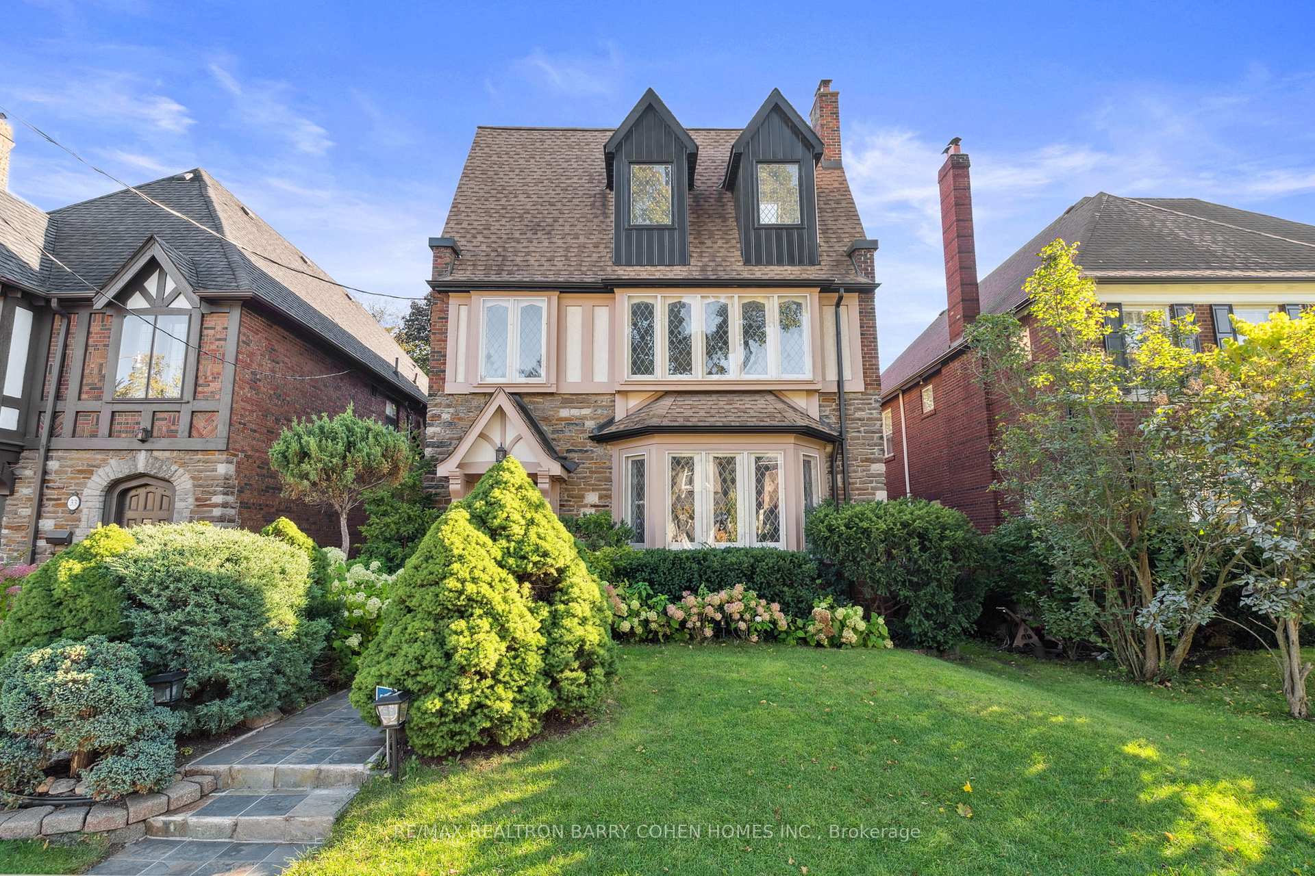 Photo 1 of Unit Main, 31 Whitehall Road, Toronto, Rosedale-Moore Park — HOMEH