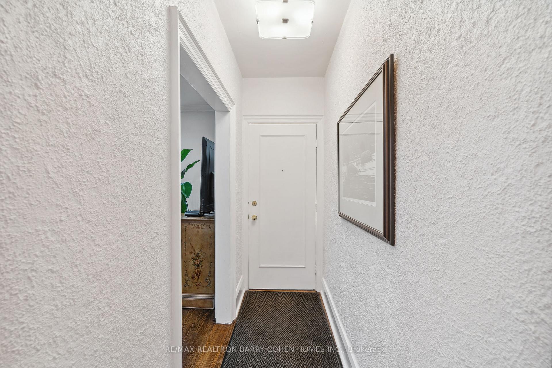 Photo 4 of Unit Main, 31 Whitehall Road, Toronto, Rosedale-Moore Park — HOMEH