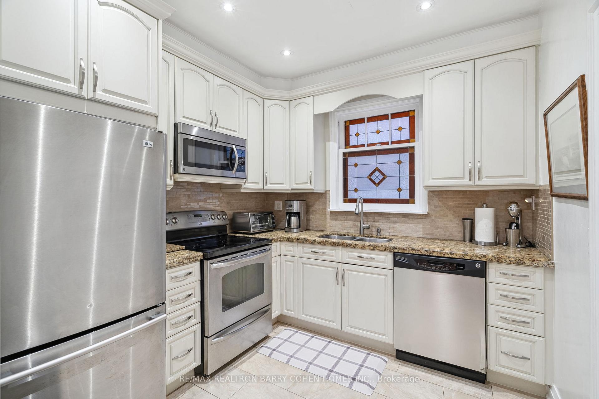 Photo 12 of Unit Main, 31 Whitehall Road, Toronto, Rosedale-Moore Park — HOMEH