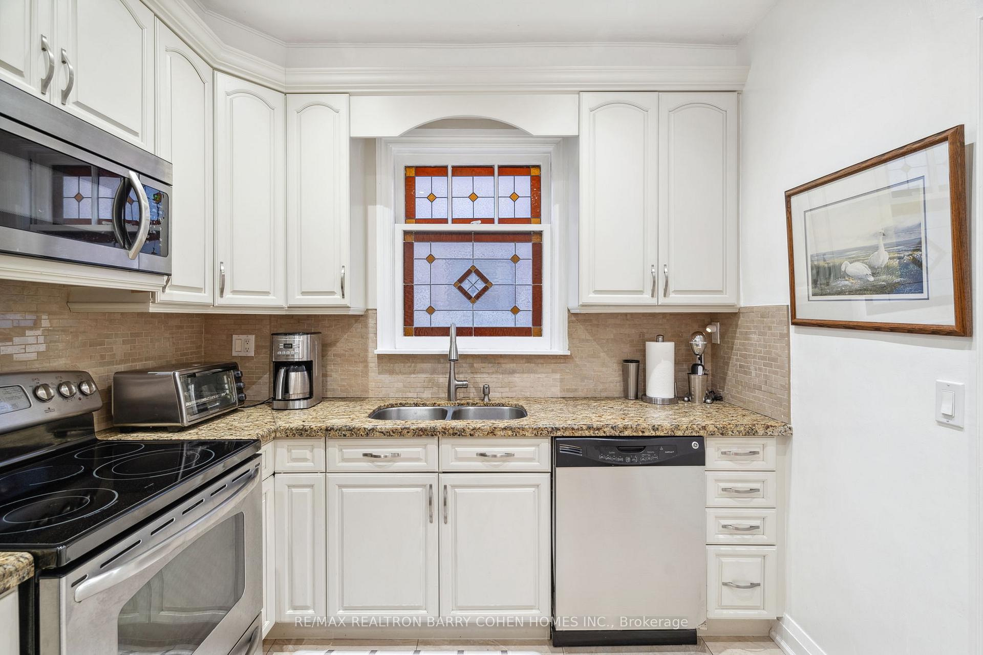 Photo 13 of Unit Main, 31 Whitehall Road, Toronto, Rosedale-Moore Park — HOMEH