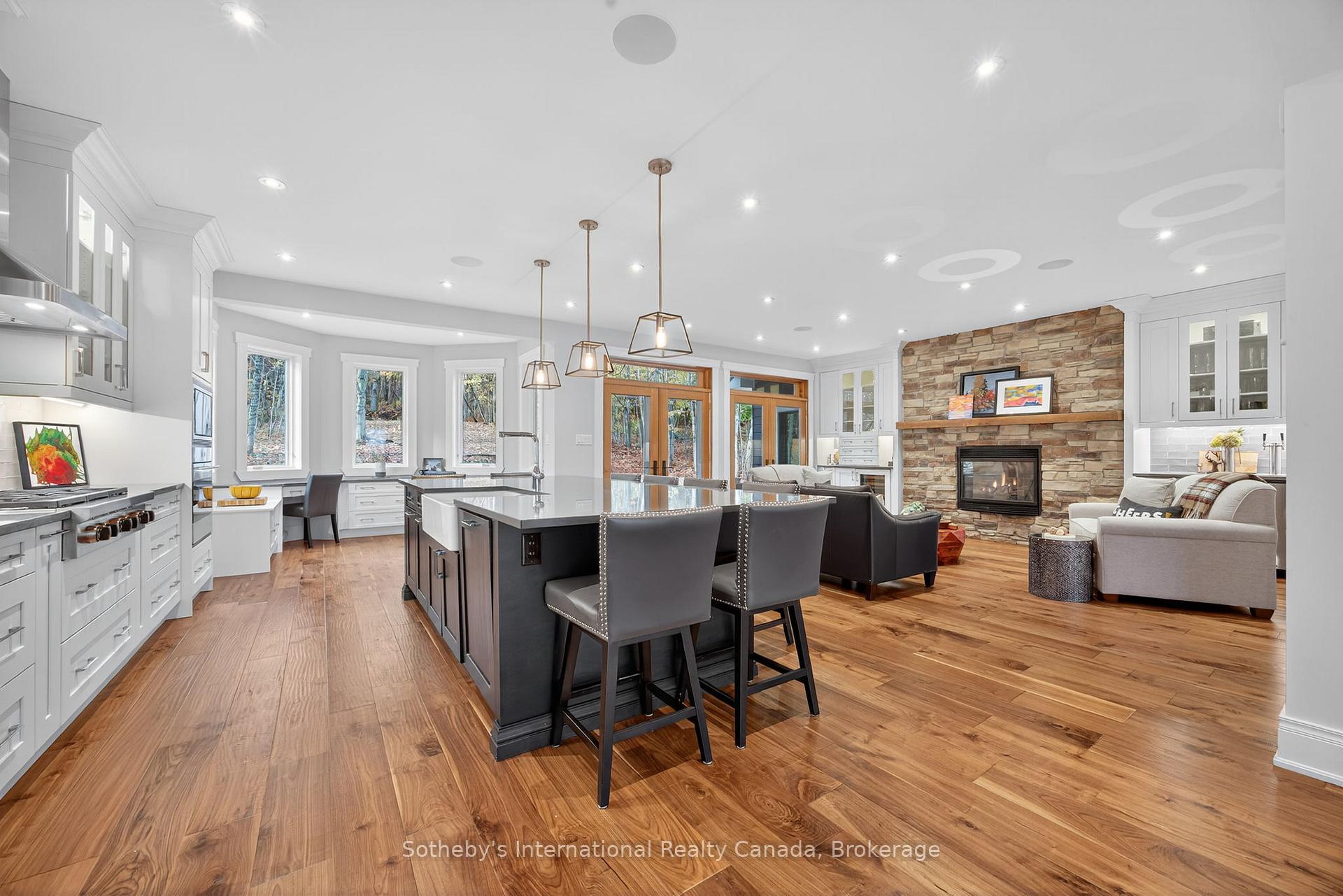 Photo 9 of 112 Arrowhead Crescent, Blue Mountains — HOMEH