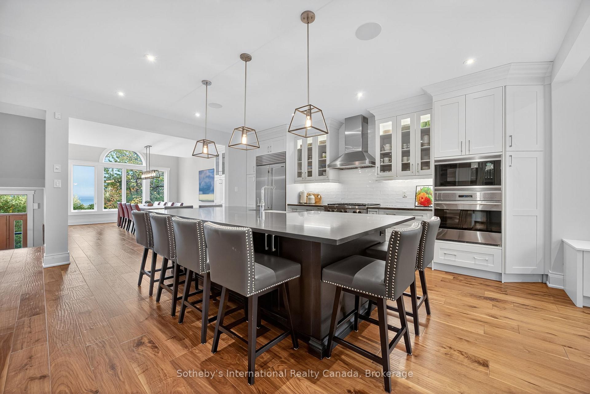 Photo 10 of 112 Arrowhead Crescent, Blue Mountains — HOMEH