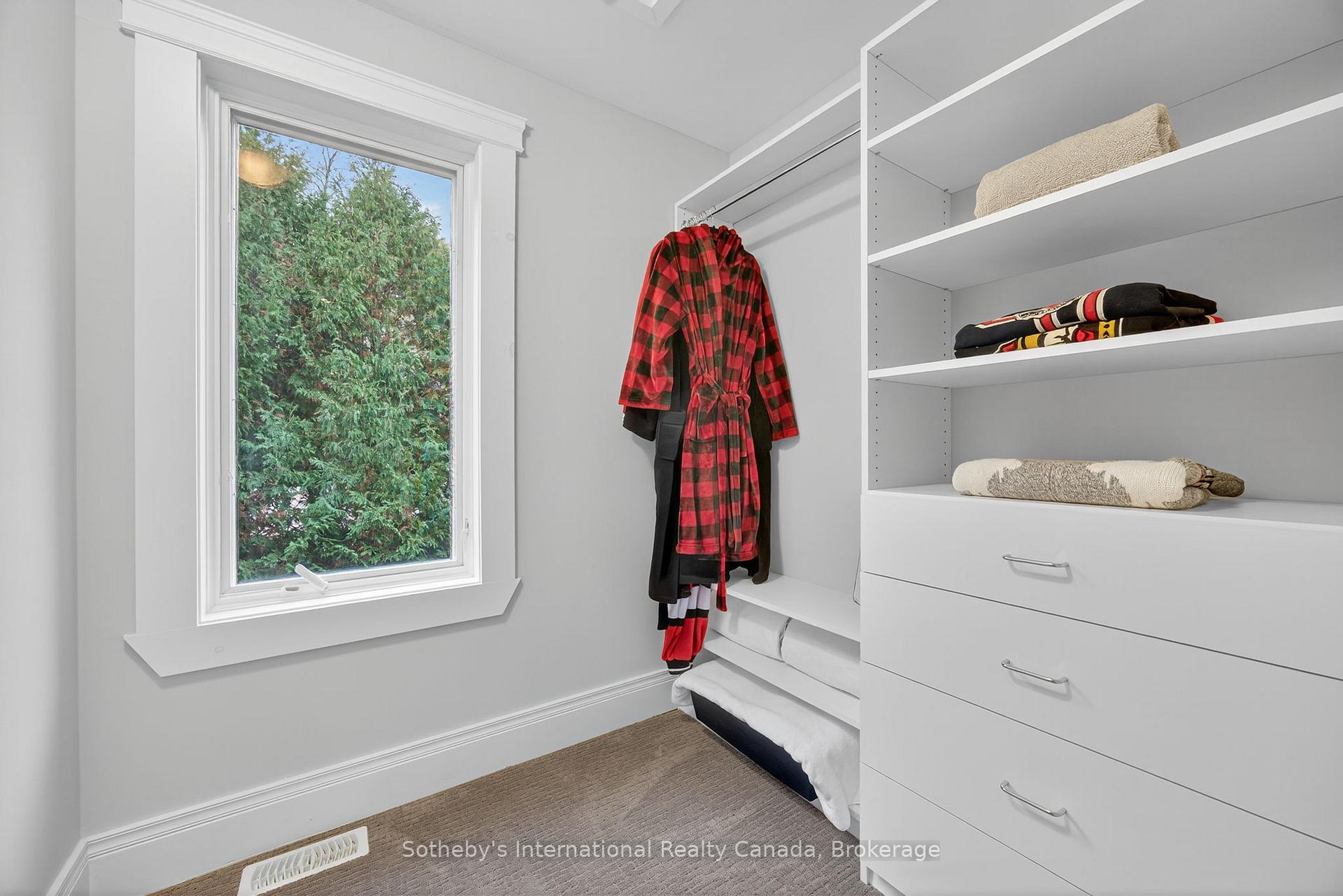 Photo 32 of 112 Arrowhead Crescent, Blue Mountains — HOMEH