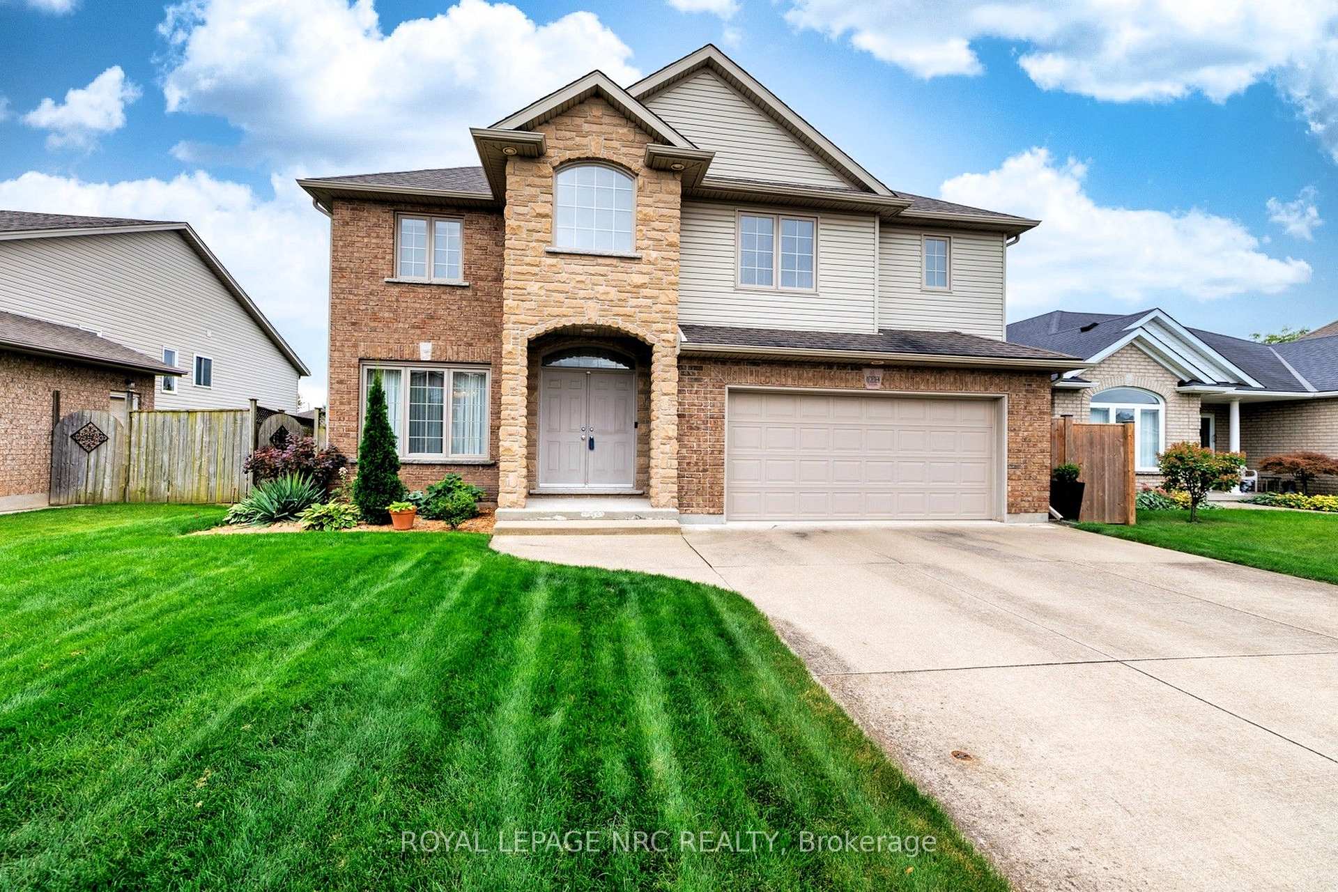 Photo 1 of 8394 Greenfield Crescent, Niagara Falls, Forestview — HOMEH