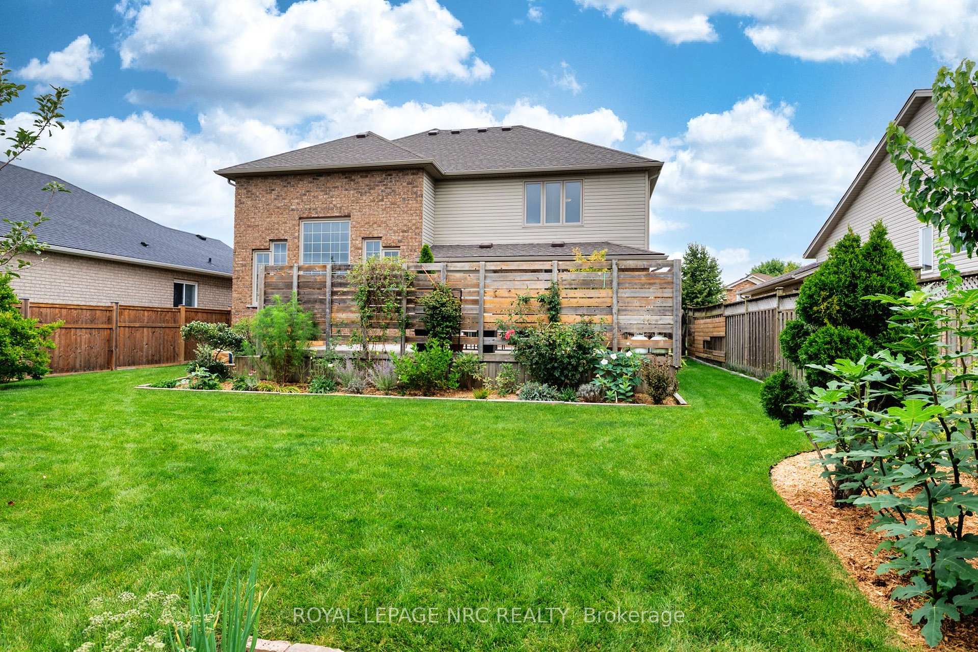 Photo 43 of 8394 Greenfield Crescent, Niagara Falls, Forestview — HOMEH