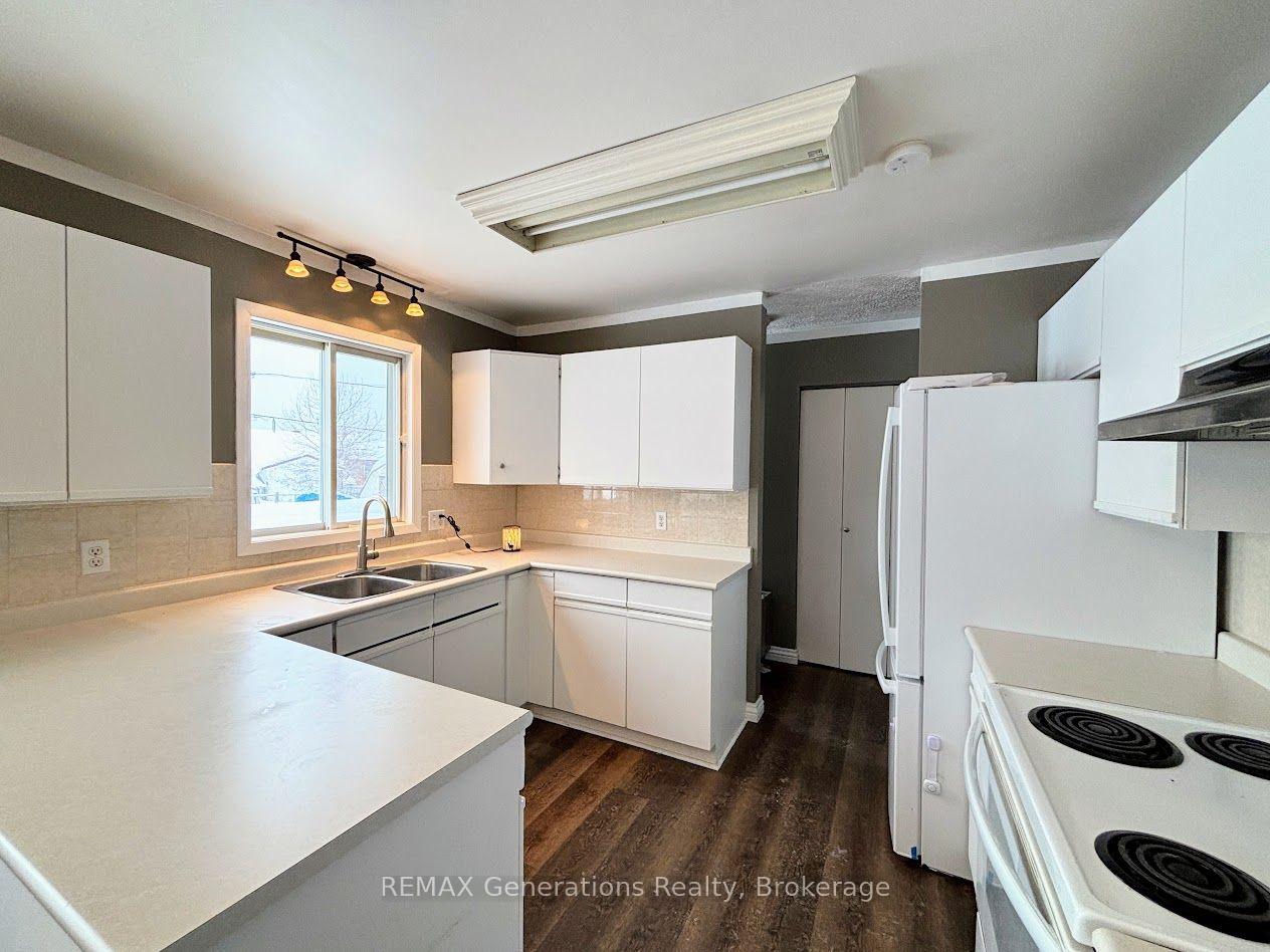 Photo 7 of 31 Brooks Street, Manitouwadge, TB-73 — HOMEH