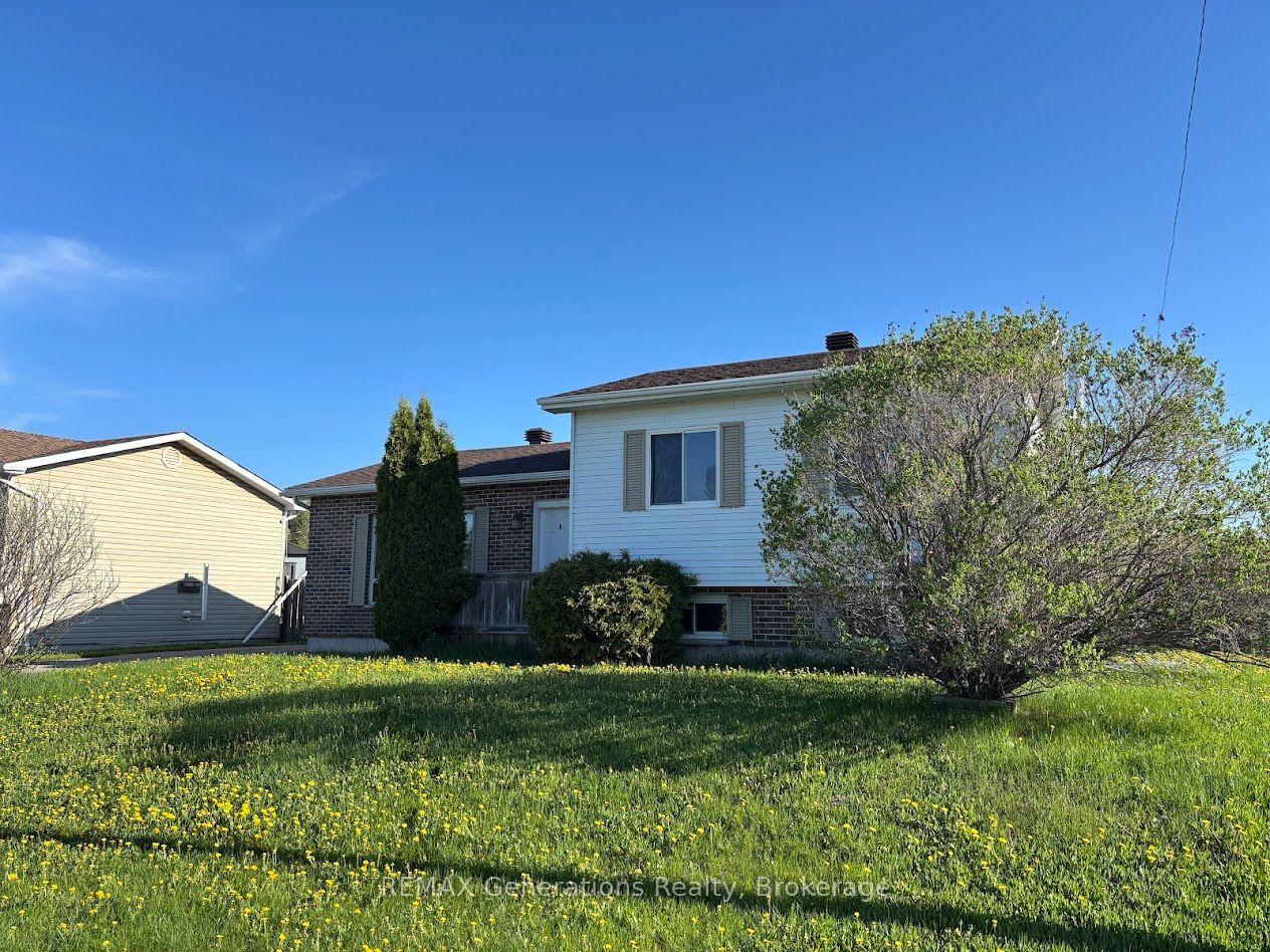 Photo 38 of 31 Brooks Street, Manitouwadge, TB-73 — HOMEH
