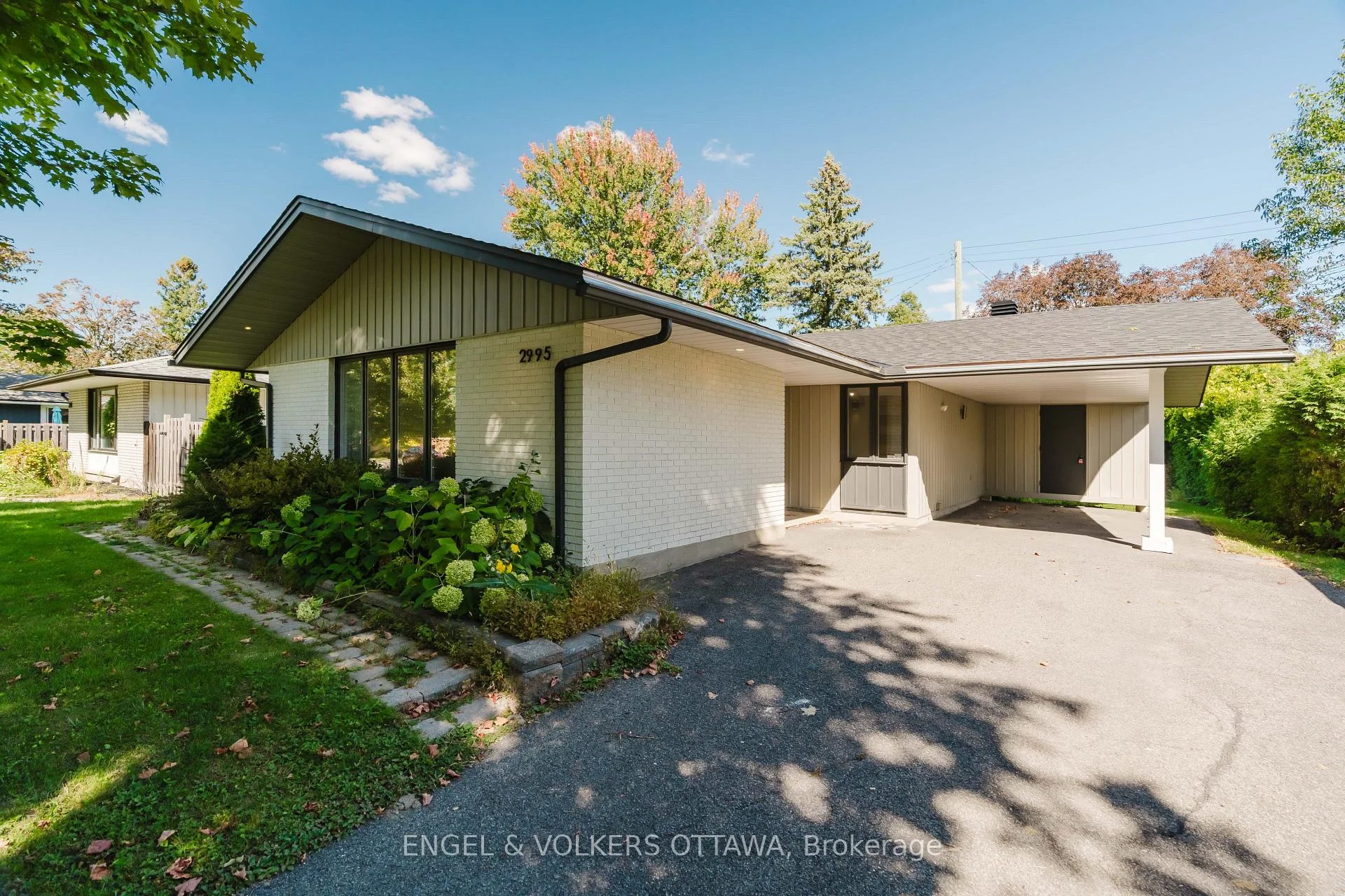 Photo 39 of 2995 Cowan Crescent, Ottawa, Riverside Park South — HOMEH
