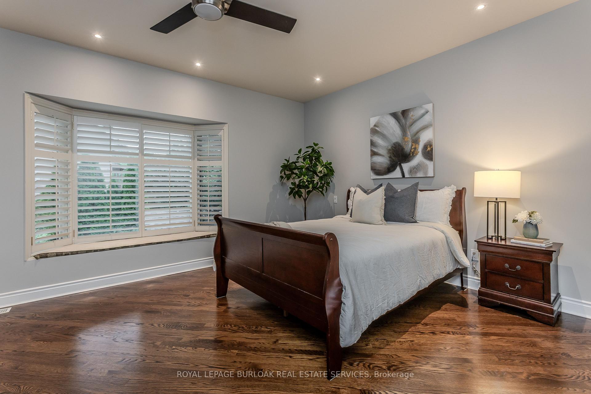 Photo 21 of 54 Waterwheel Crescent, Hamilton, Waterdown — HOMEH