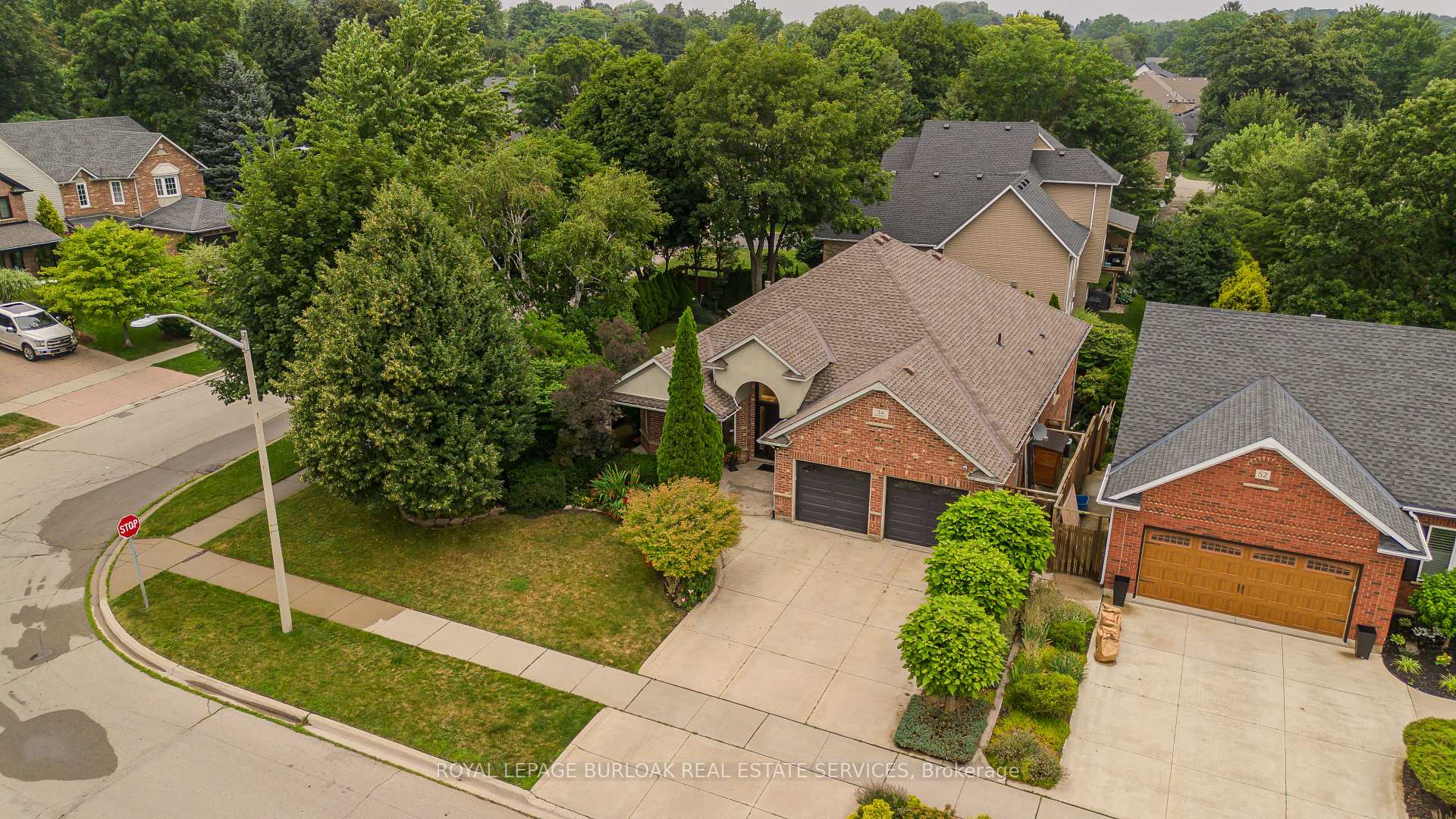 Photo 47 of 54 Waterwheel Crescent, Hamilton, Waterdown — HOMEH