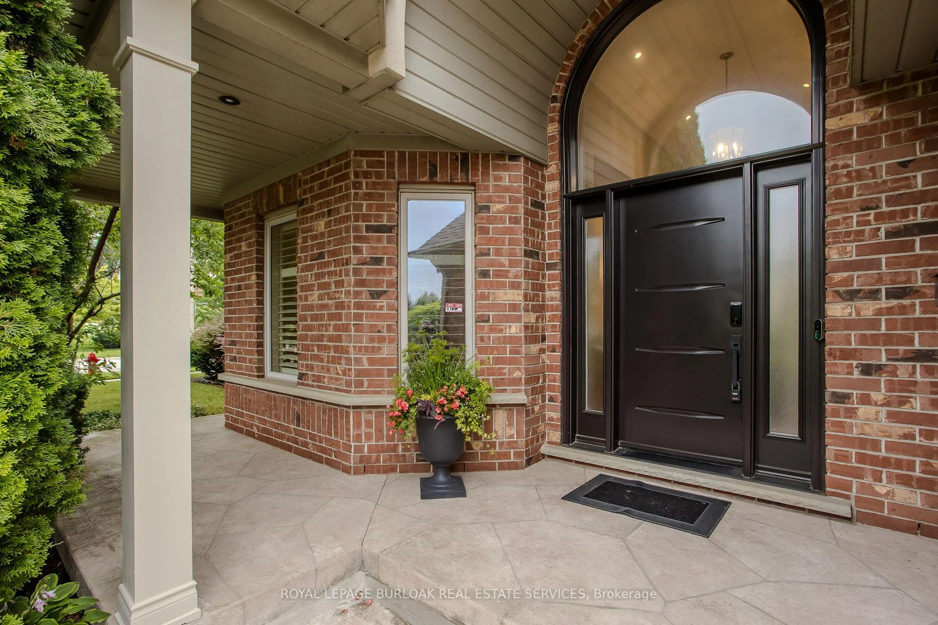 Photo 48 of 54 Waterwheel Crescent, Hamilton, Waterdown — HOMEH