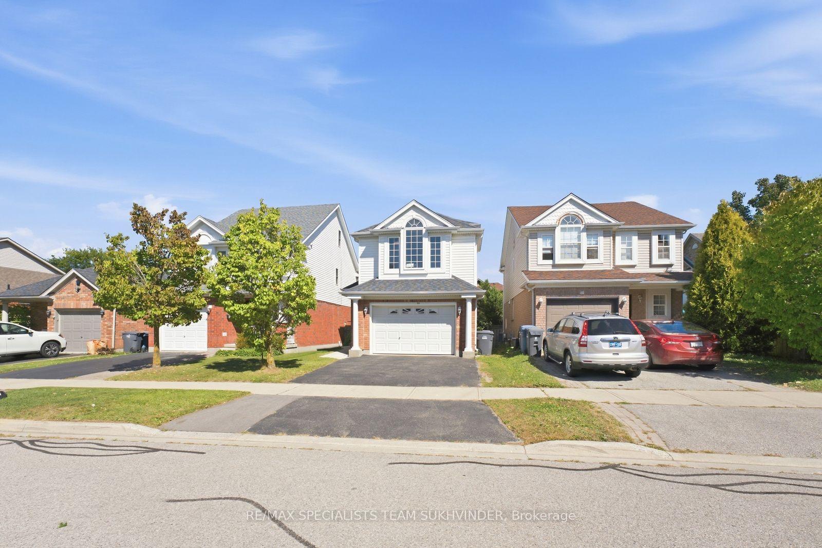 Photo 10 of 44 Sinclair Street, Guelph, Pineridge/Westminster Woods — HOMEH