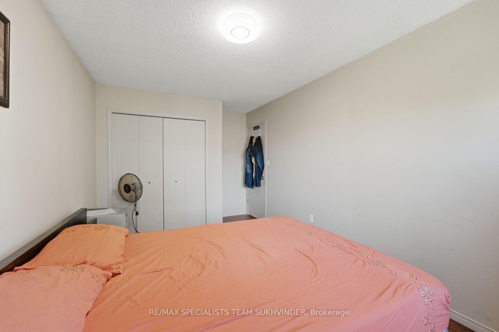 Photo 39 of 44 Sinclair Street, Guelph, Pineridge/Westminster Woods — HOMEH