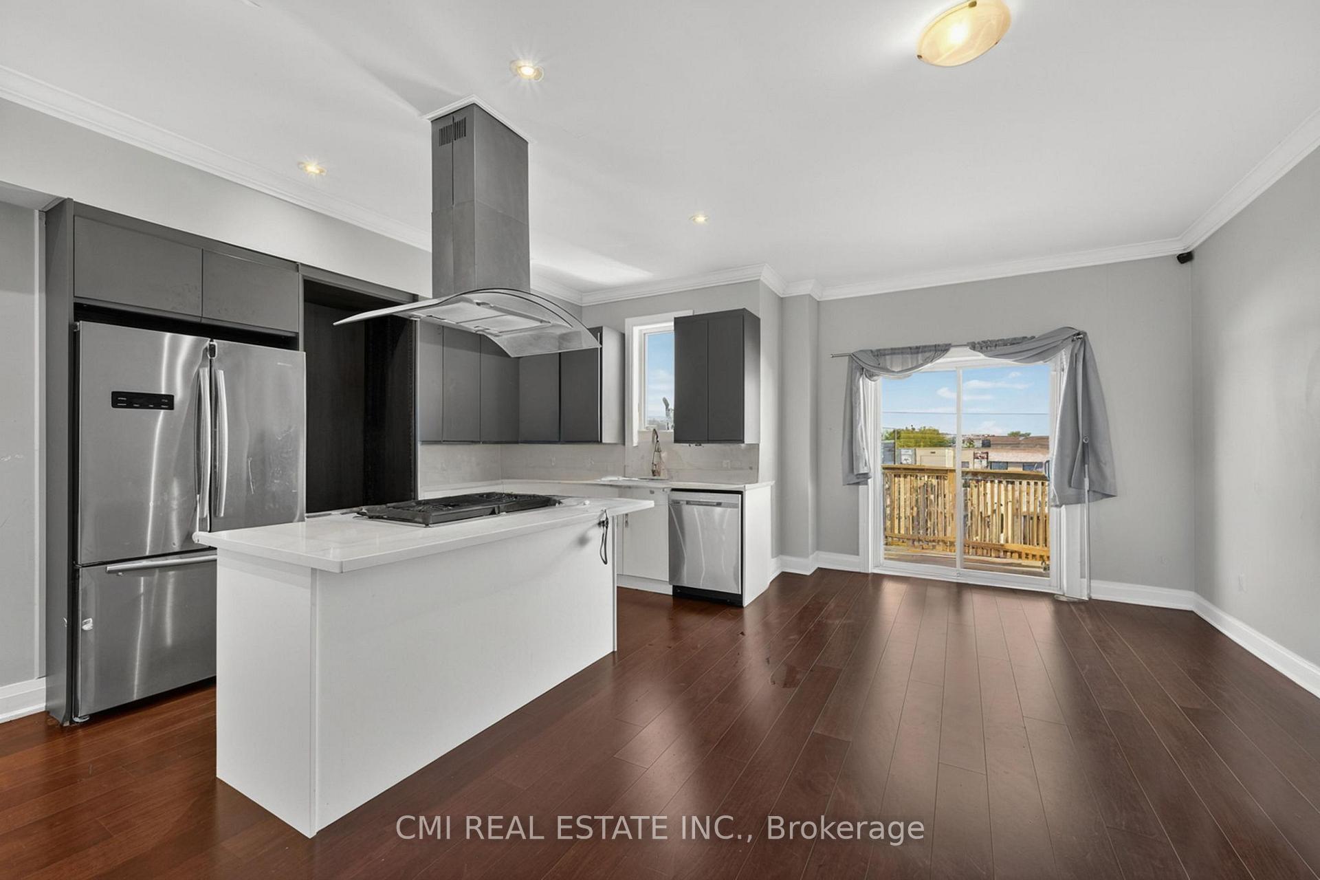 Photo 9 of 20 Jeavons Avenue, Scarborough, Clairlea-Birchmount — HOMEH