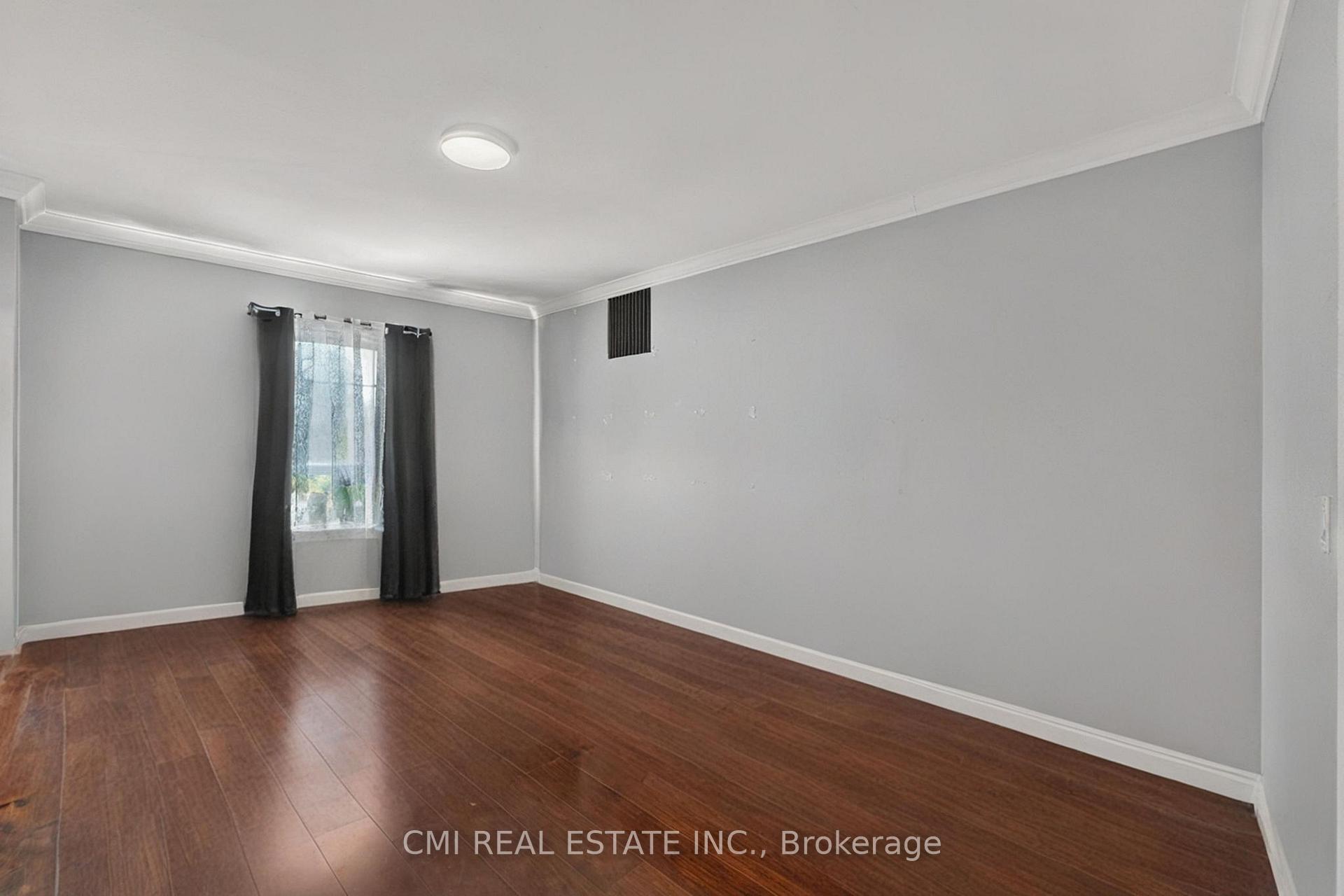 Photo 22 of 20 Jeavons Avenue, Scarborough, Clairlea-Birchmount — HOMEH