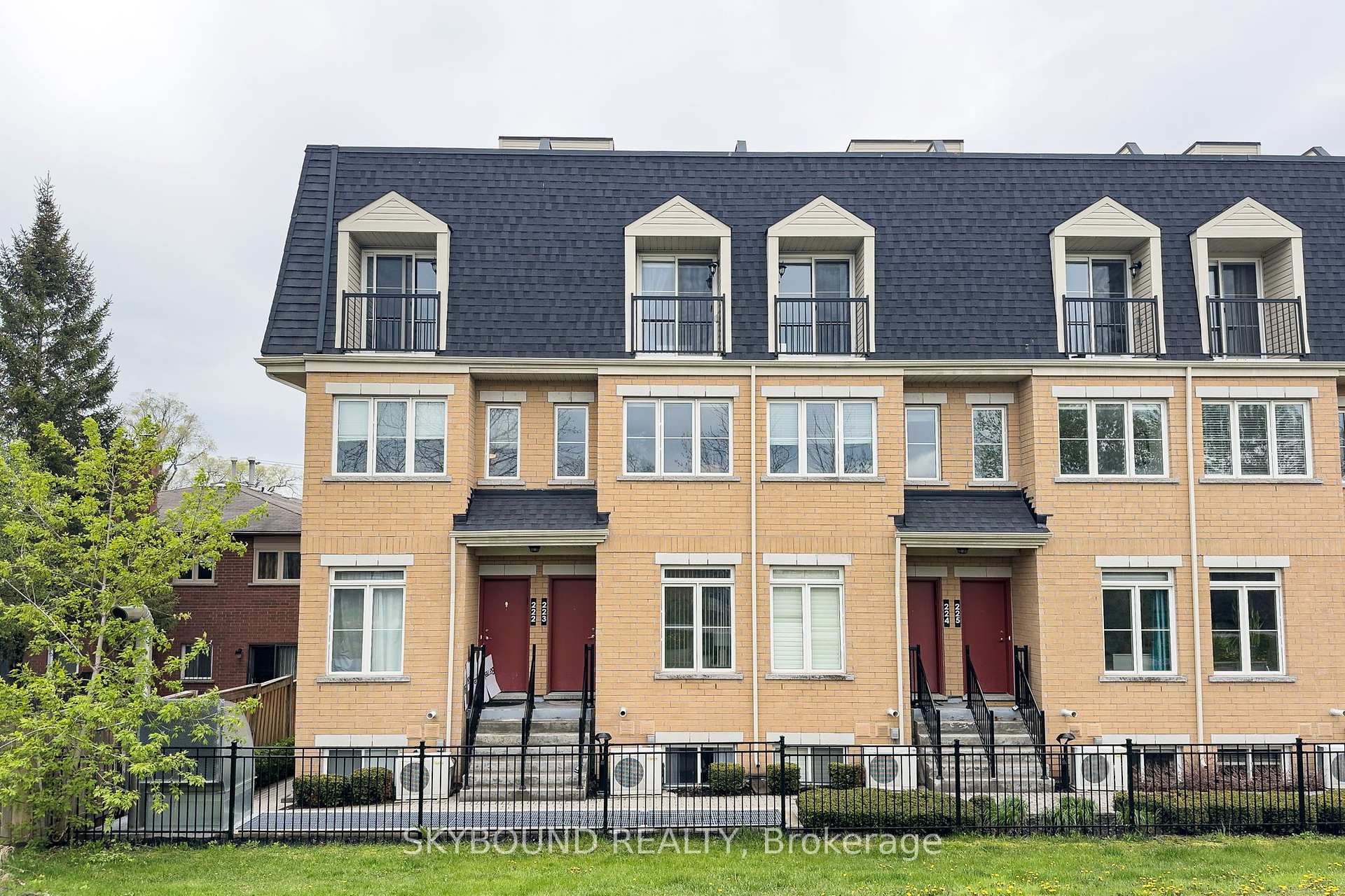 Front of 380 Hopewell Avenue