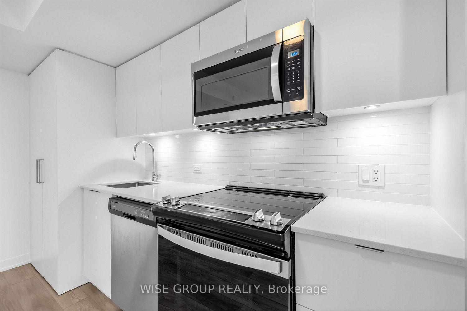 Photo 6 of Unit 1502, 18 Tretti Way, North York, Clanton Park — HOMEH