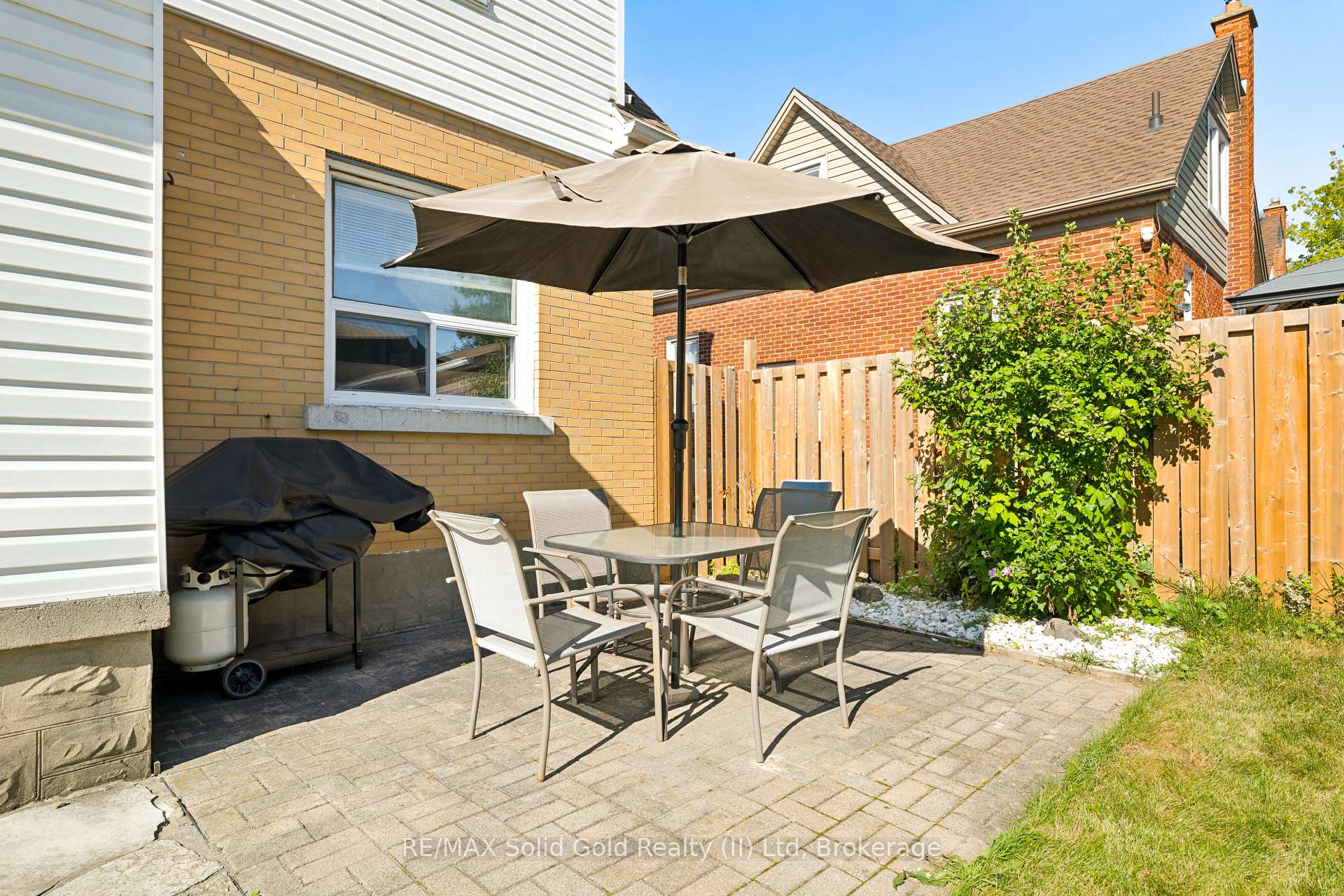 Photo 26 of 490 East Avenue, Kitchener, King East — HOMEH