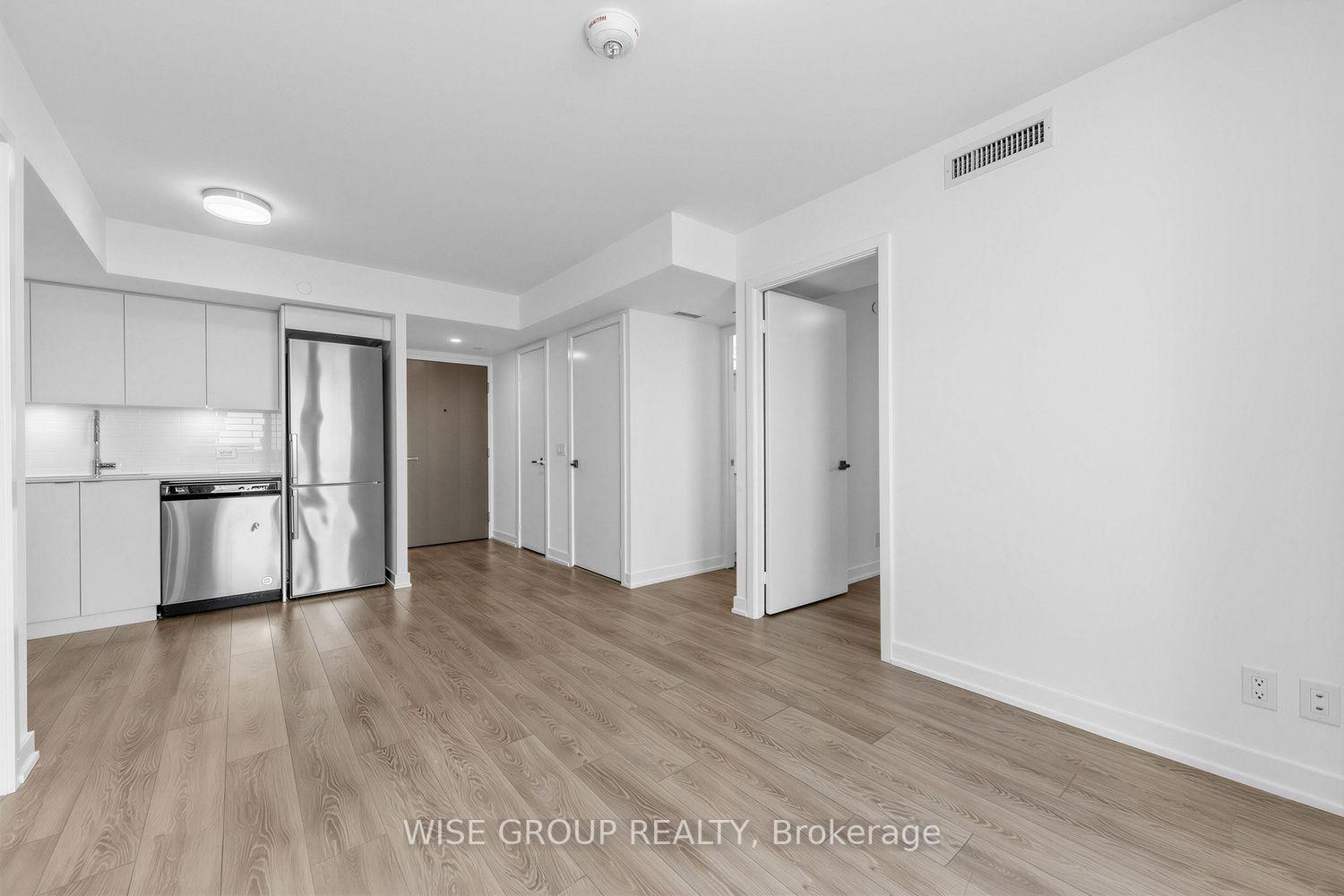 Photo 6 of Unit 1405, 18 Tretti Way, North York, Clanton Park — HOMEH