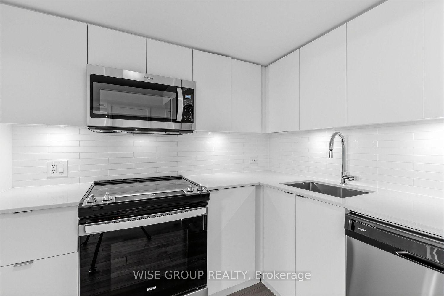 Photo 8 of Unit 1405, 18 Tretti Way, North York, Clanton Park — HOMEH